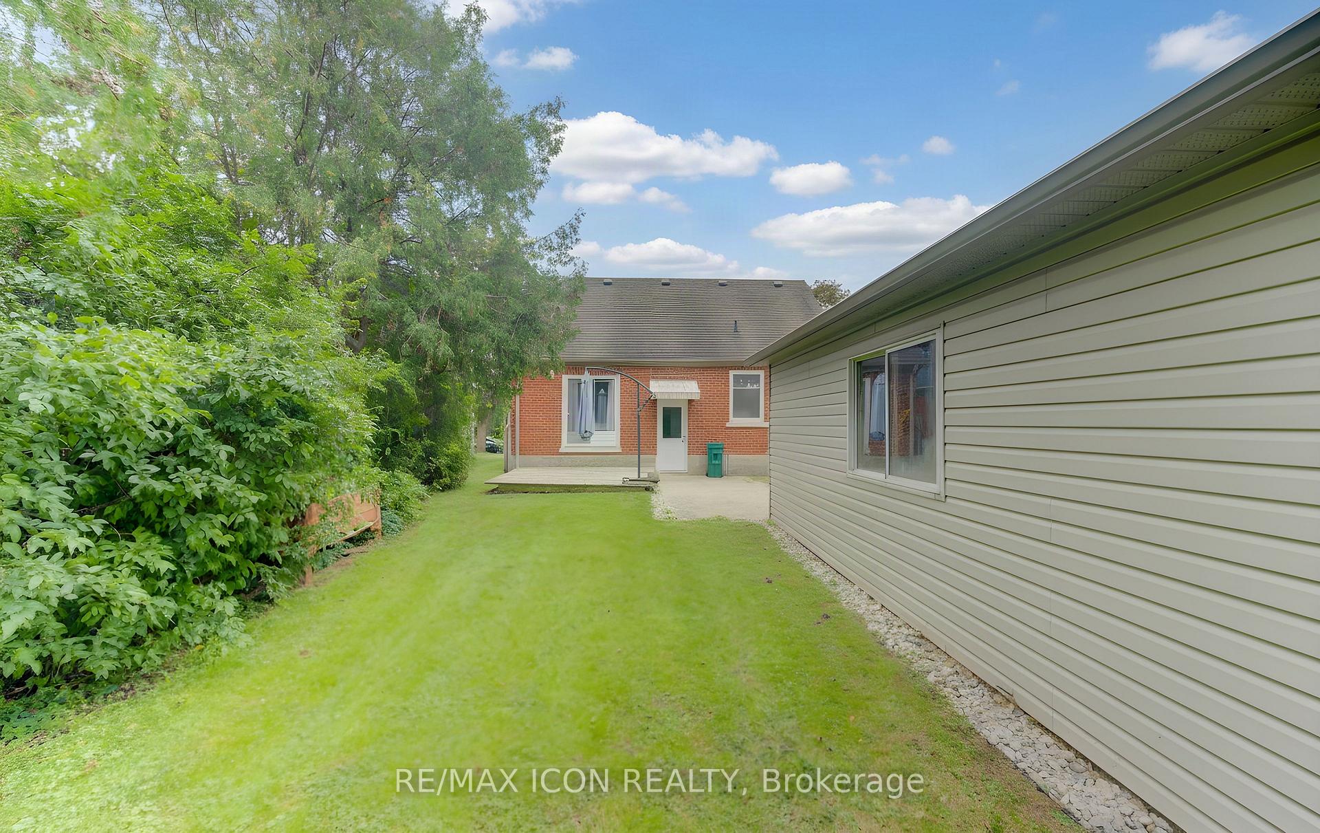 Photo 44 of 104 Mausser Avenue, Kitchener, Southdale — HOMEH