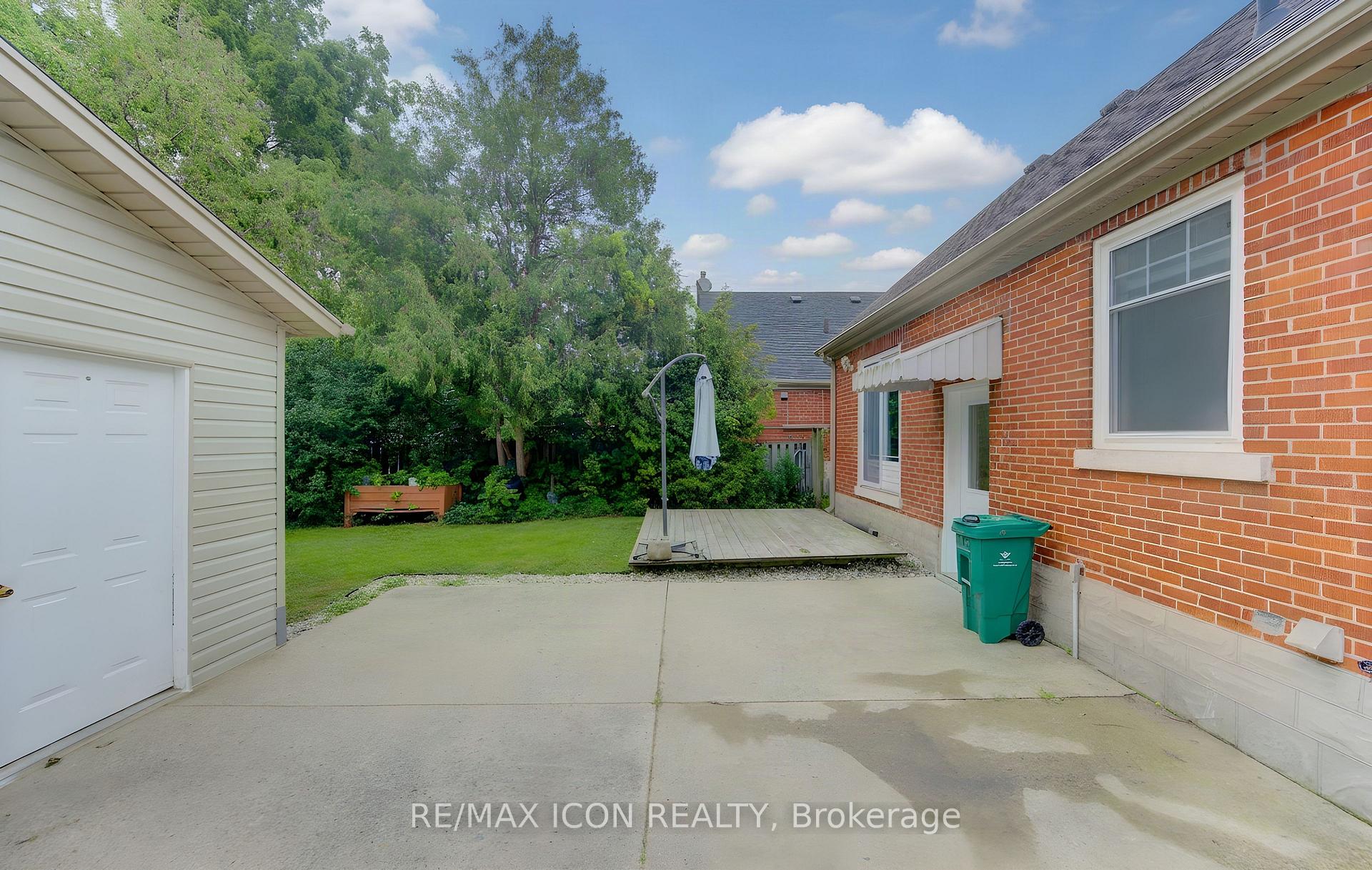 Photo 45 of 104 Mausser Avenue, Kitchener, Southdale — HOMEH