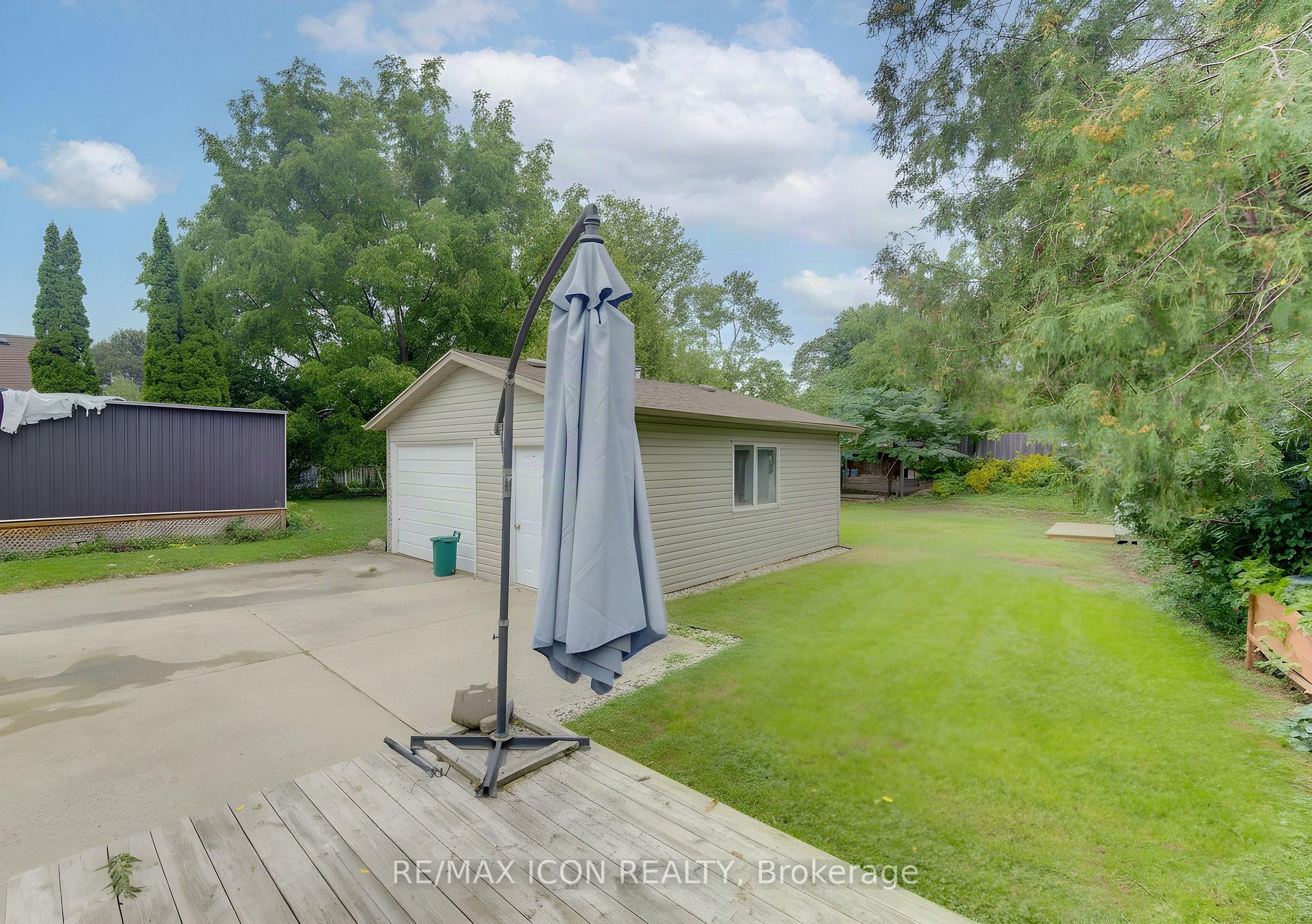 Photo 46 of 104 Mausser Avenue, Kitchener, Southdale — HOMEH