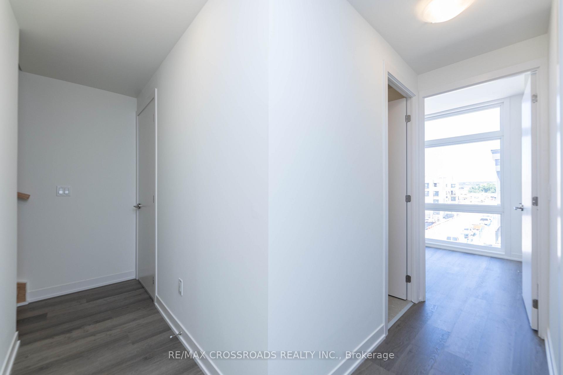 Photo 16 of Unit 1503, 11 David Eyer Road, Richmond Hill, Rural Richmond Hill — HOMEH