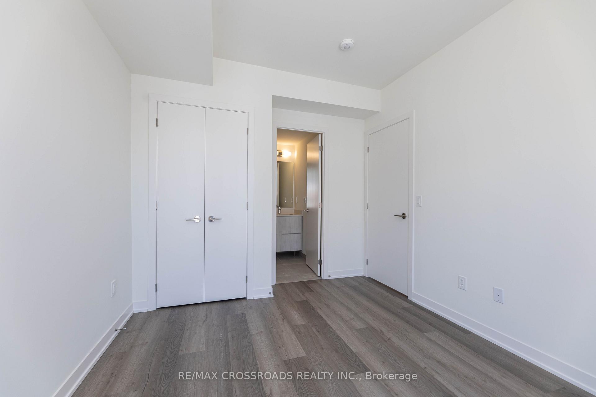 Photo 20 of Unit 1503, 11 David Eyer Road, Richmond Hill, Rural Richmond Hill — HOMEH