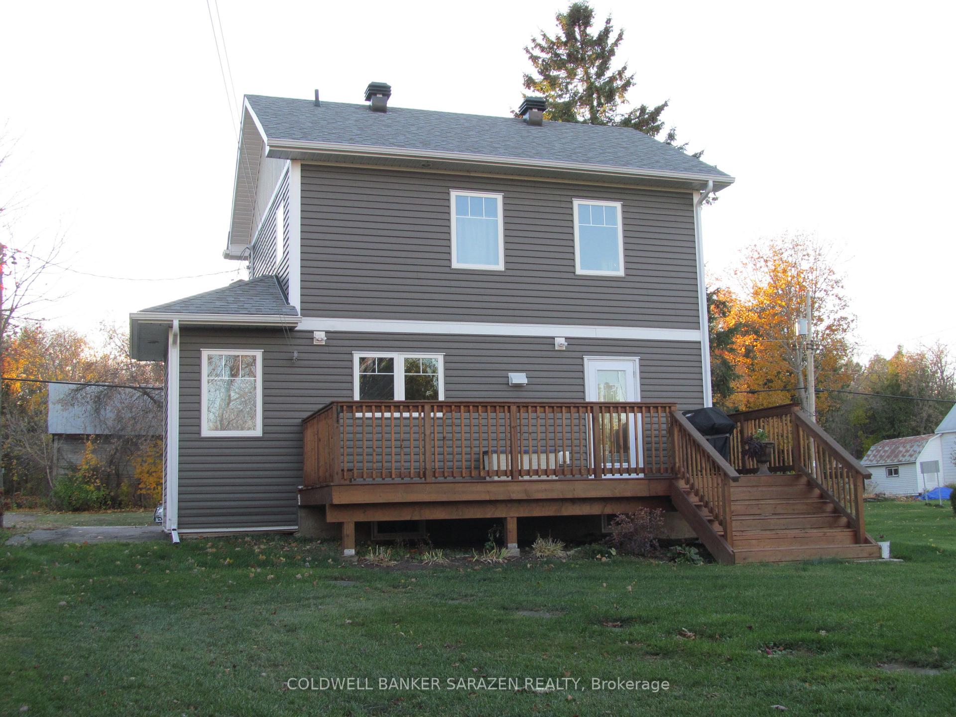 Photo 5 of 20 Burnstown Road, McNab/Braeside, Mcnab/Braeside Twps — HOMEH