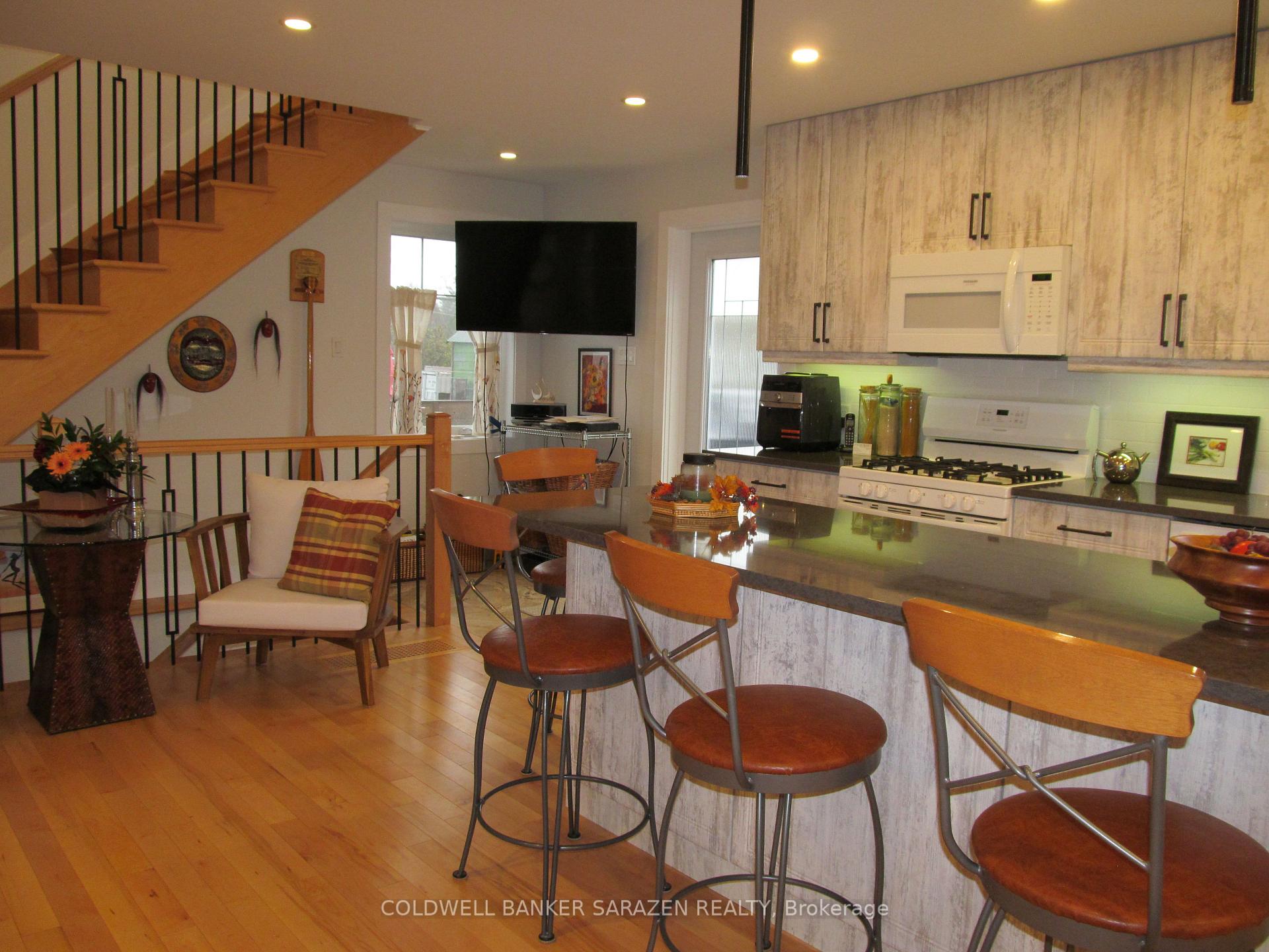Photo 15 of 20 Burnstown Road, McNab/Braeside, Mcnab/Braeside Twps — HOMEH