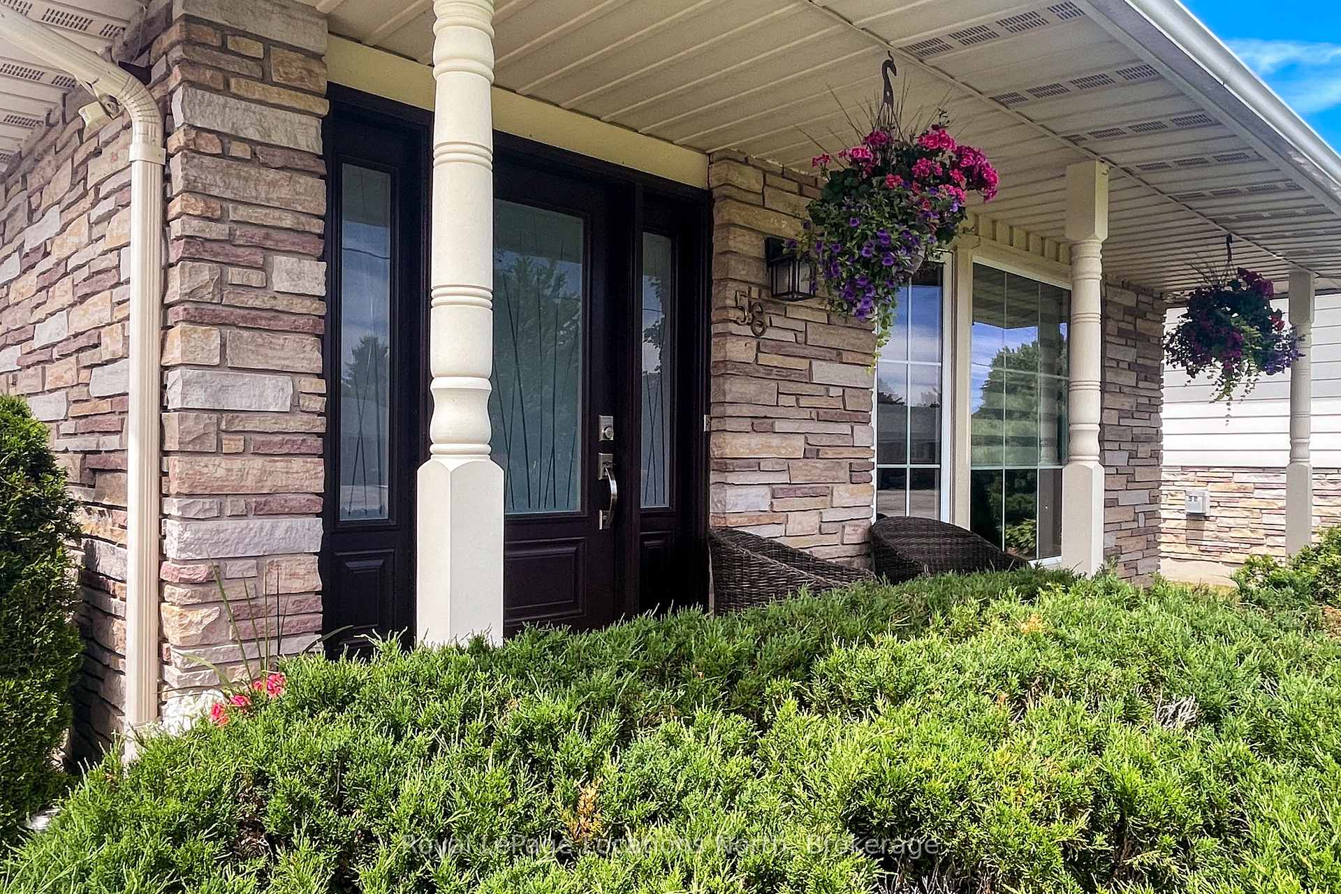 Photo 3 of 58 Union Street, Meaford — HOMEH