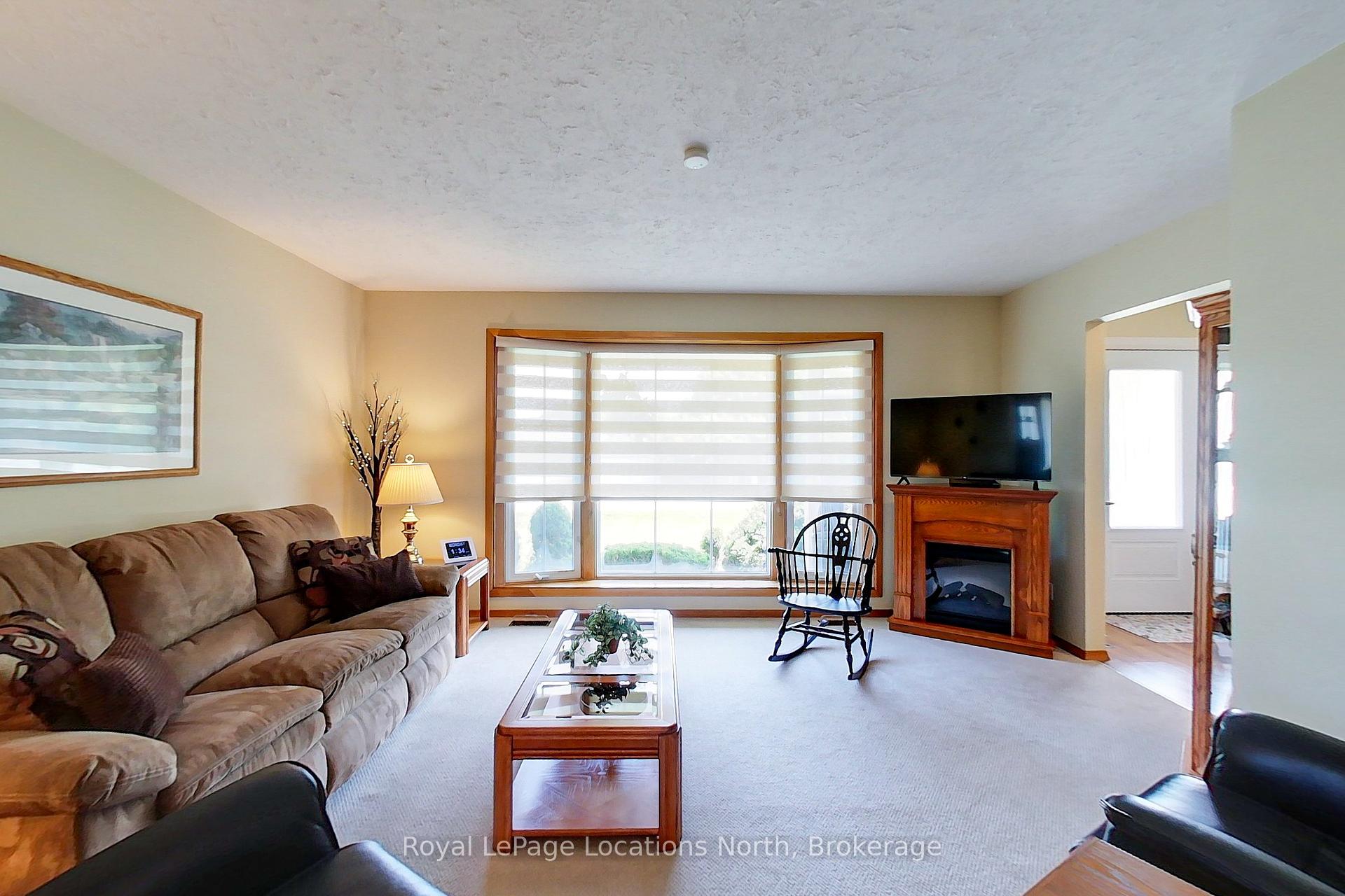 Photo 7 of 58 Union Street, Meaford — HOMEH