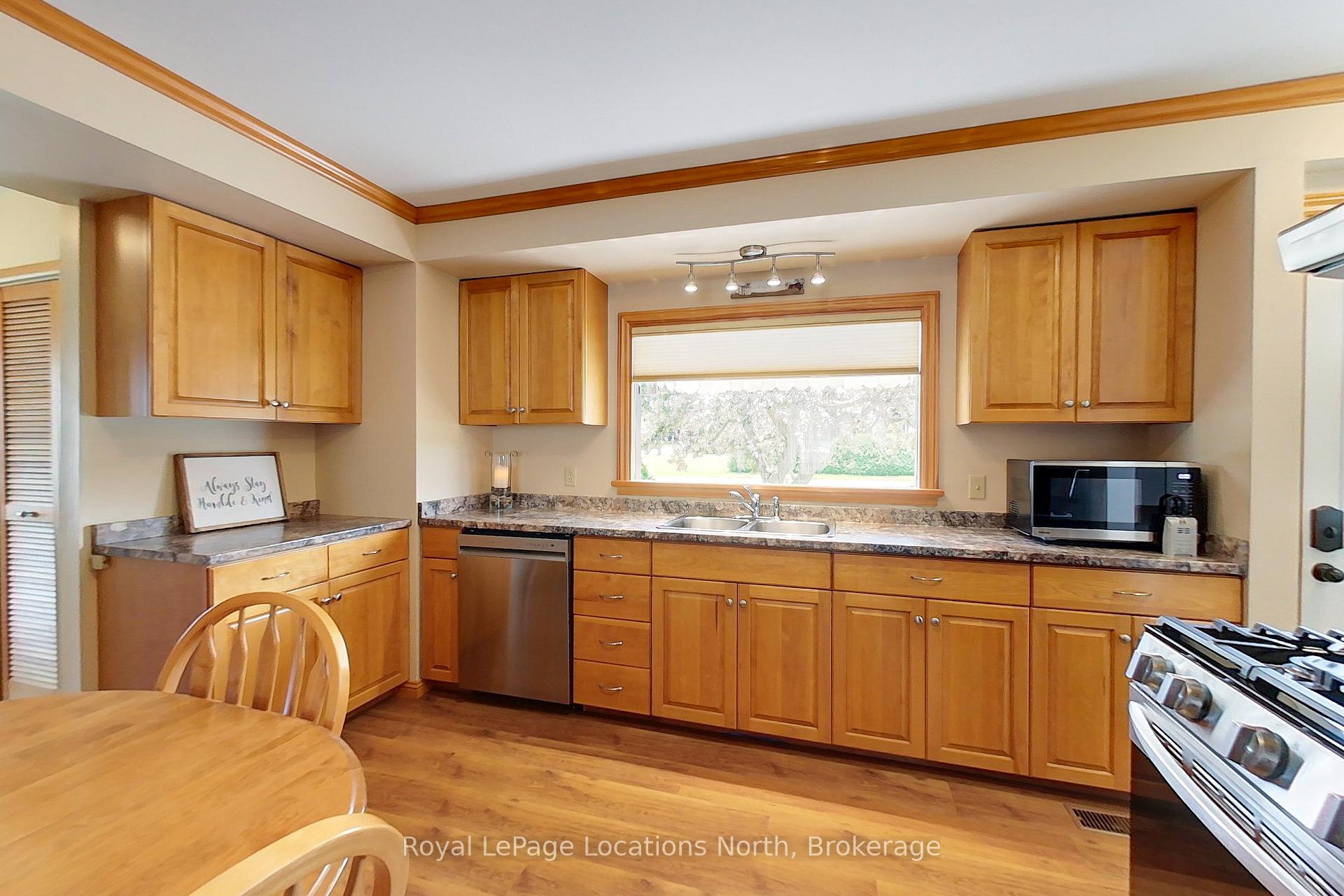 Photo 9 of 58 Union Street, Meaford — HOMEH