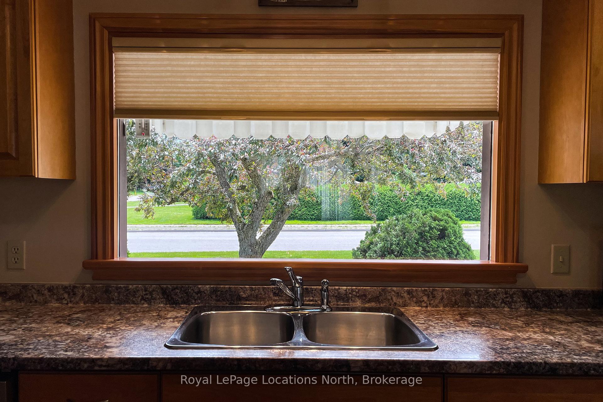 Photo 16 of 58 Union Street, Meaford — HOMEH