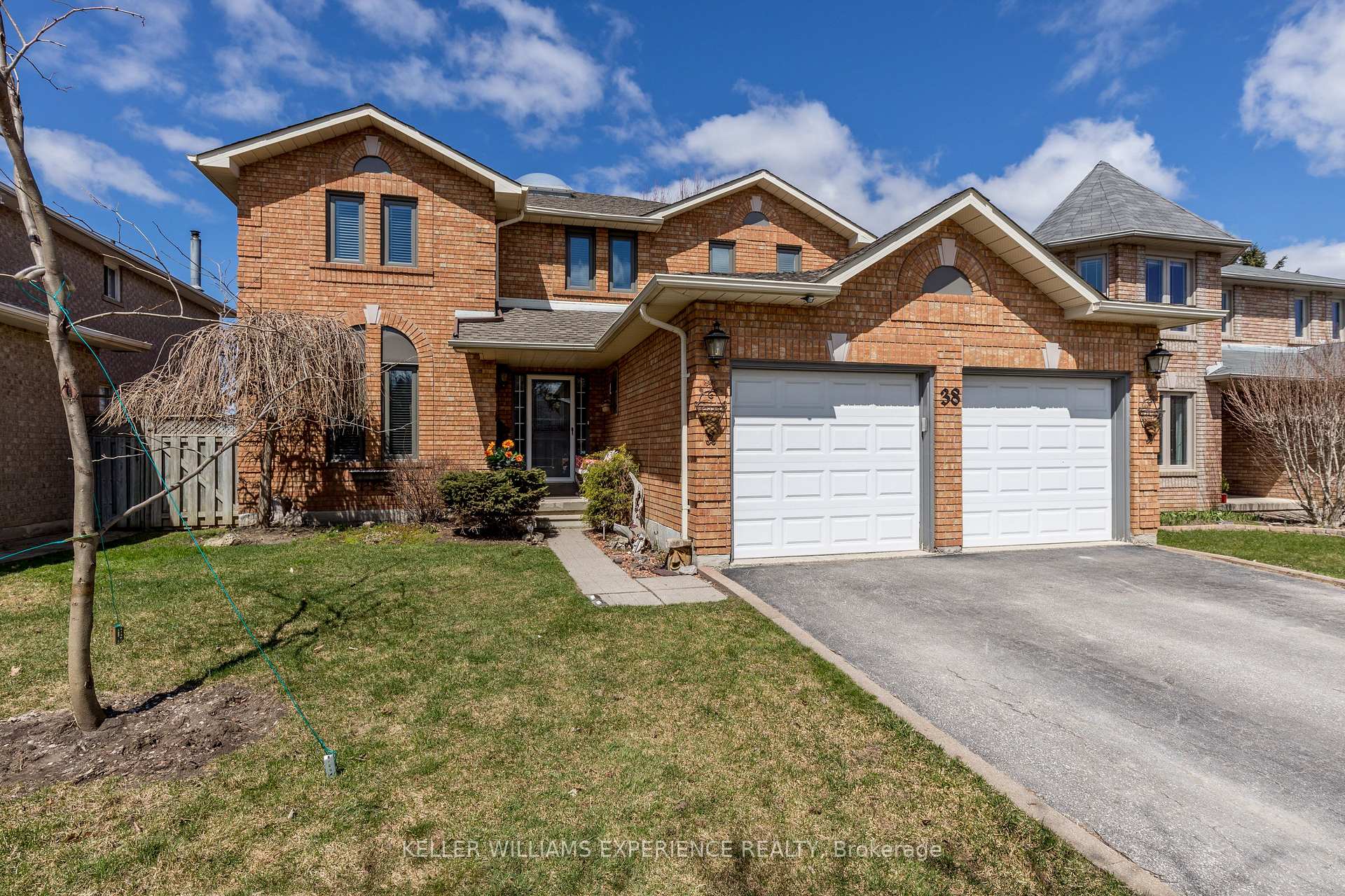 Photo 1 of 38 Bishop Drive, Barrie, Ardagh — HOMEH