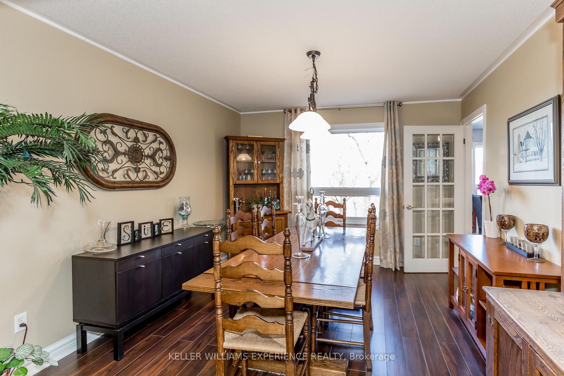 Photo 7 of 38 Bishop Drive, Barrie, Ardagh — HOMEH