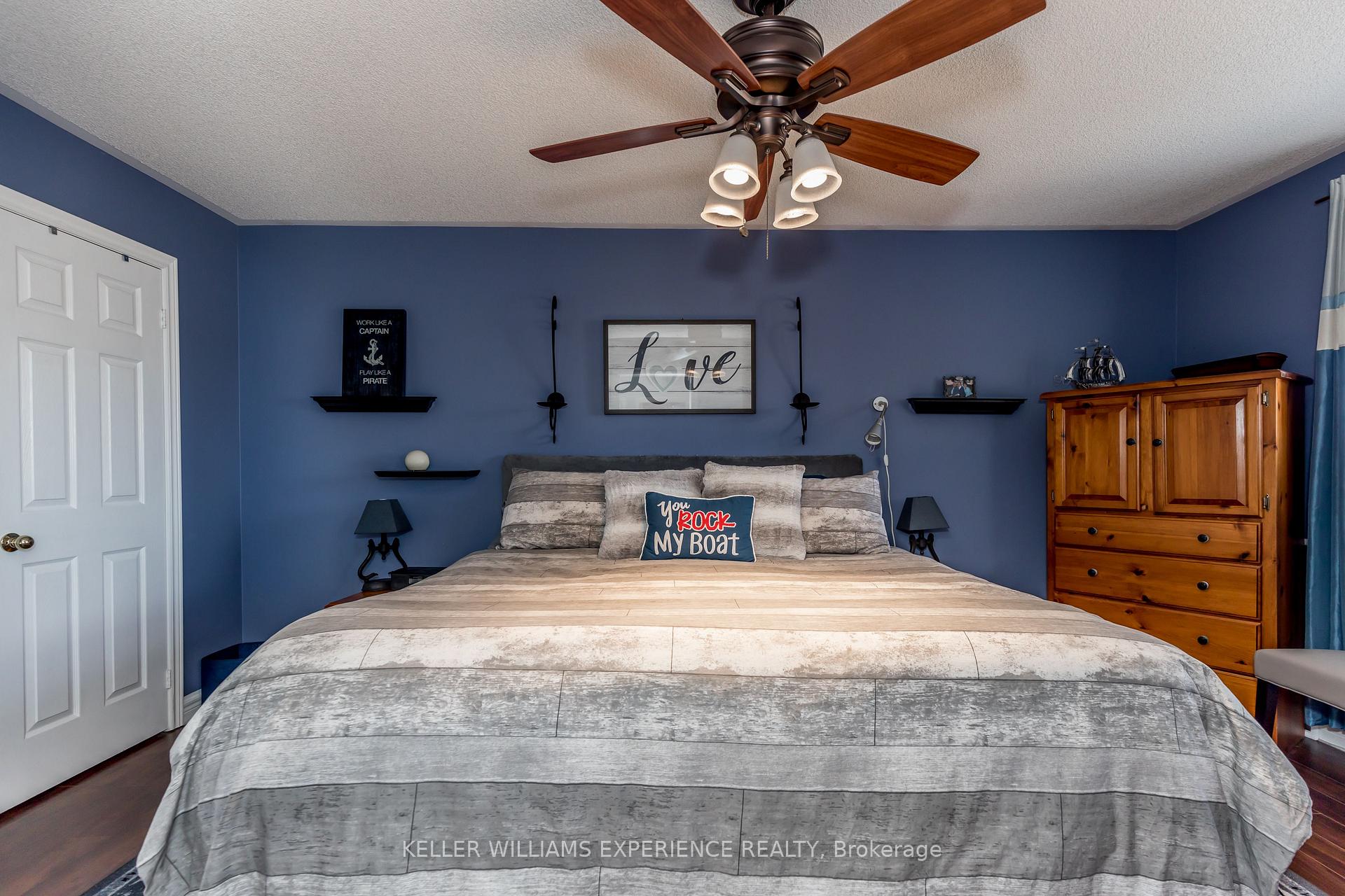 Photo 19 of 38 Bishop Drive, Barrie, Ardagh — HOMEH
