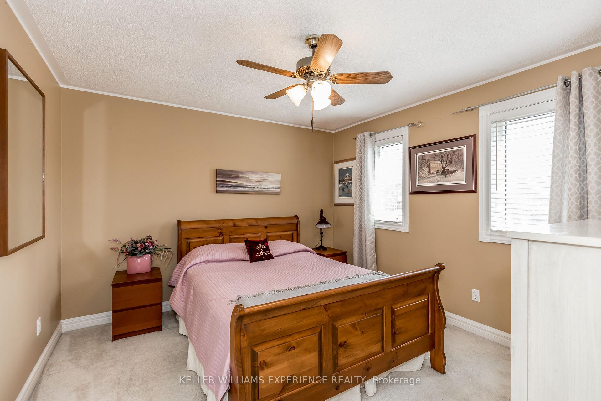 Photo 23 of 38 Bishop Drive, Barrie, Ardagh — HOMEH