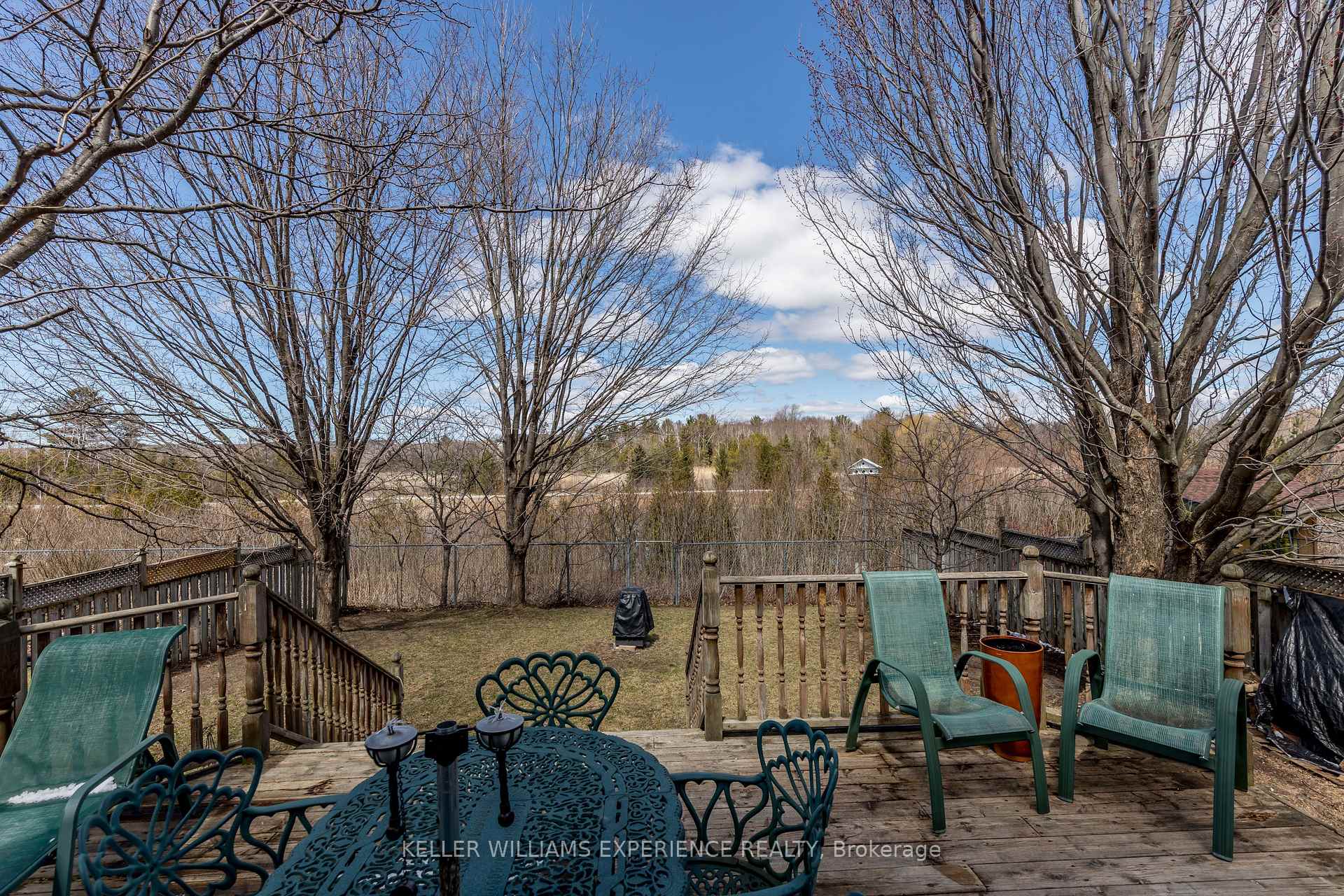 Photo 30 of 38 Bishop Drive, Barrie, Ardagh — HOMEH