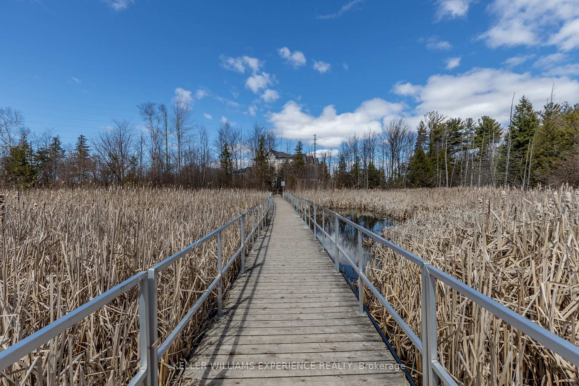 Photo 32 of 38 Bishop Drive, Barrie, Ardagh — HOMEH
