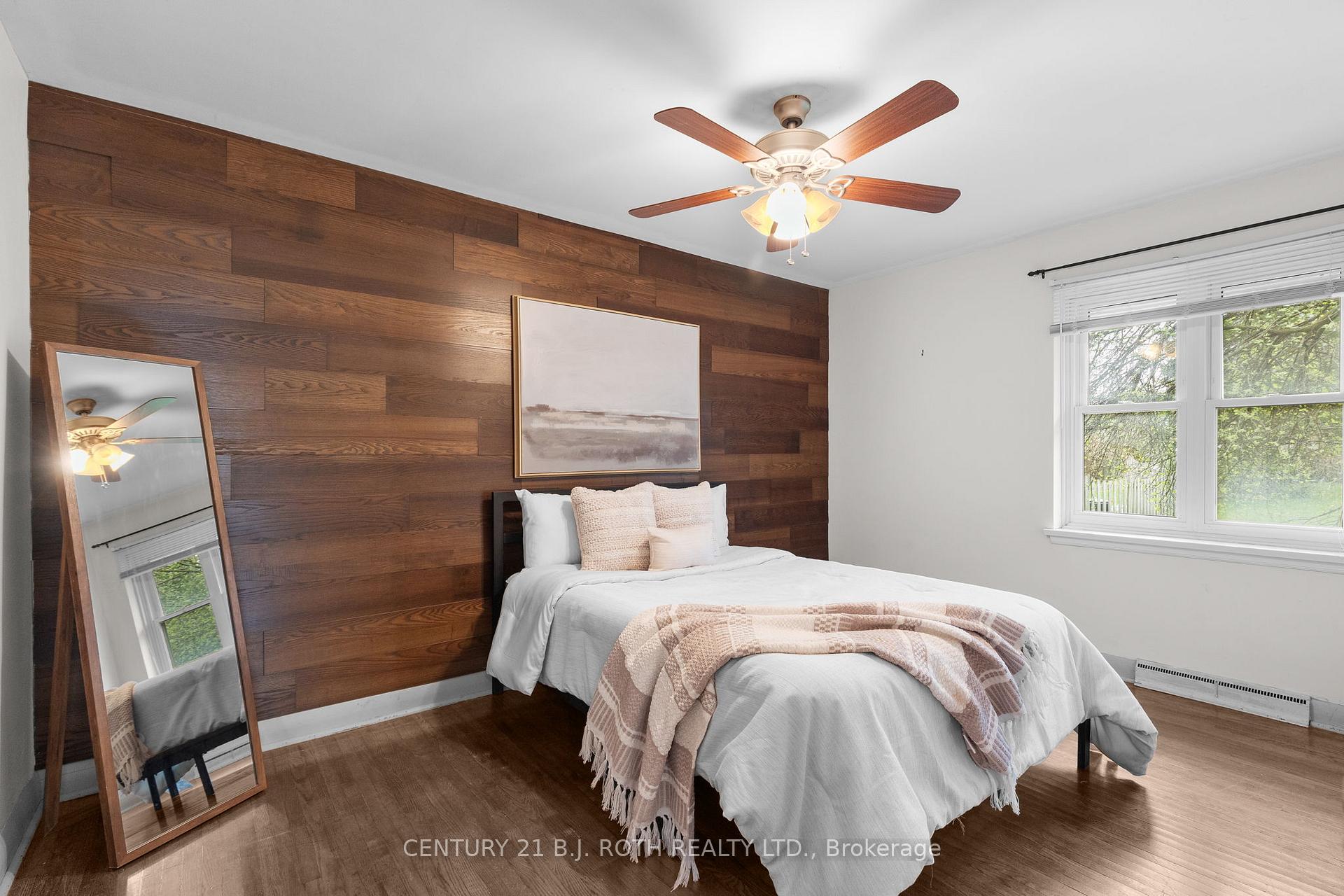 Photo 10 of Unit Main Level, 243 Wellington Street E, Barrie, City Centre — HOMEH