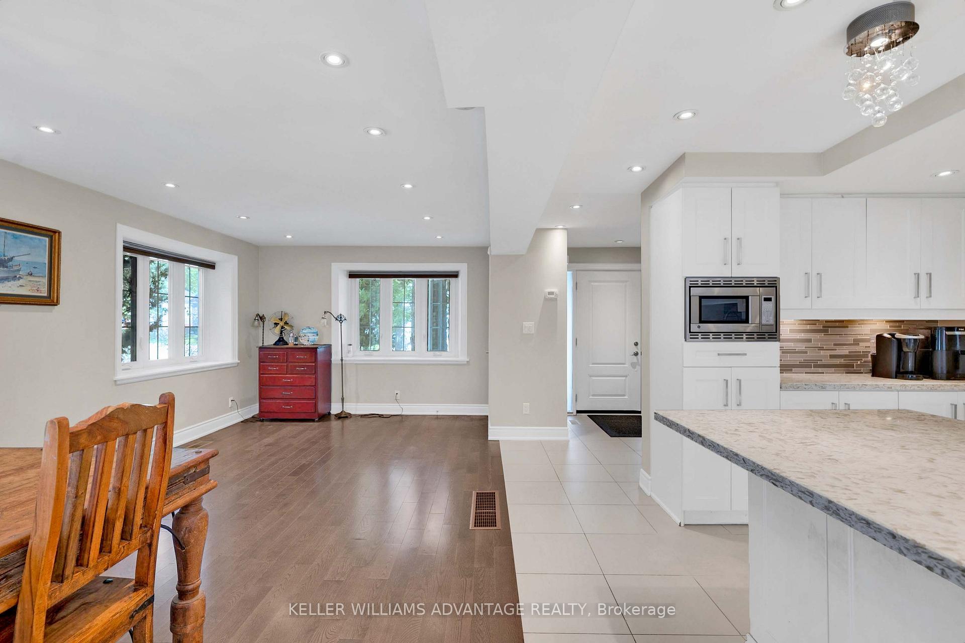 Photo 7 of 108 Roseview Avenue, Richmond Hill, Crosby — HOMEH