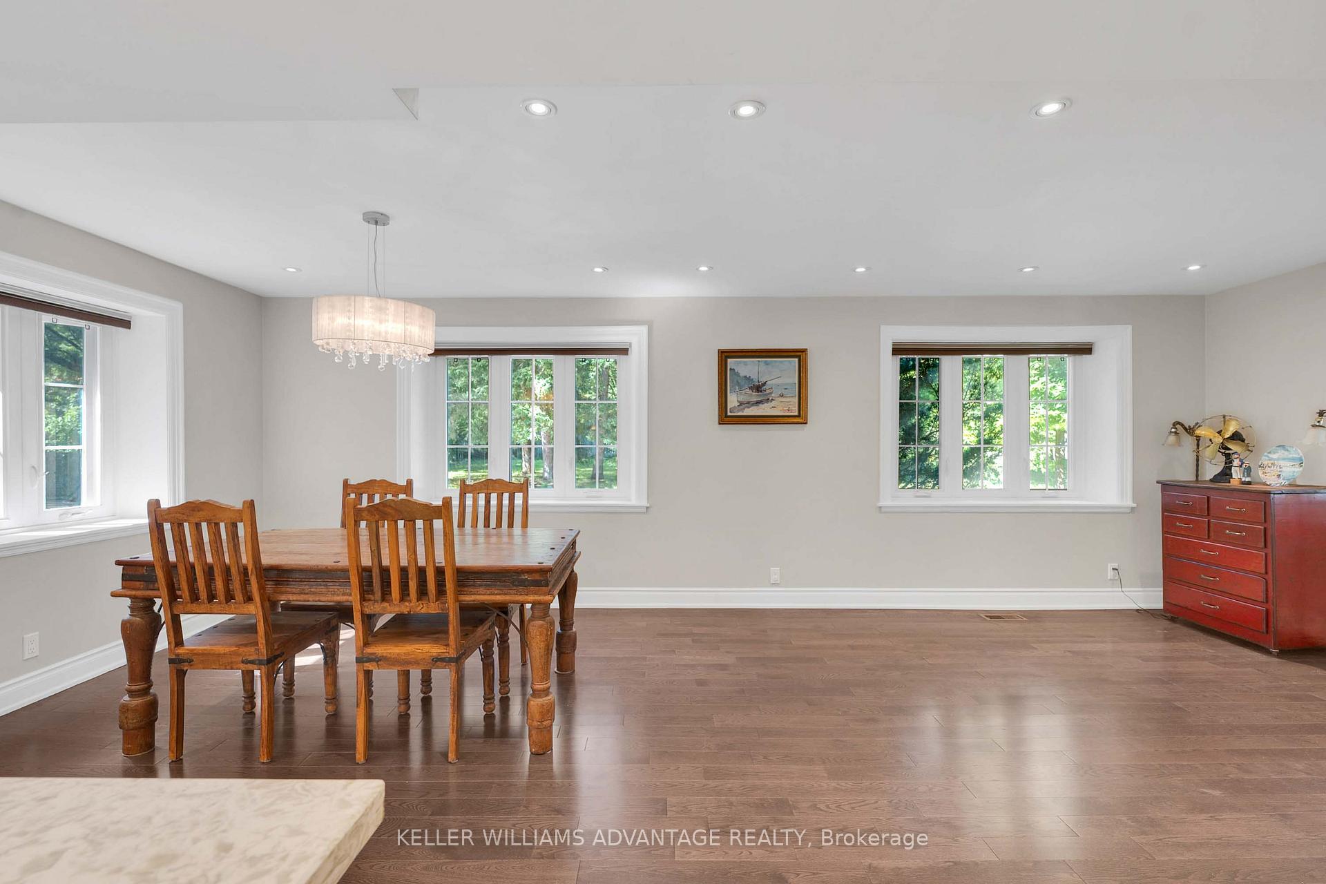 Photo 8 of 108 Roseview Avenue, Richmond Hill, Crosby — HOMEH