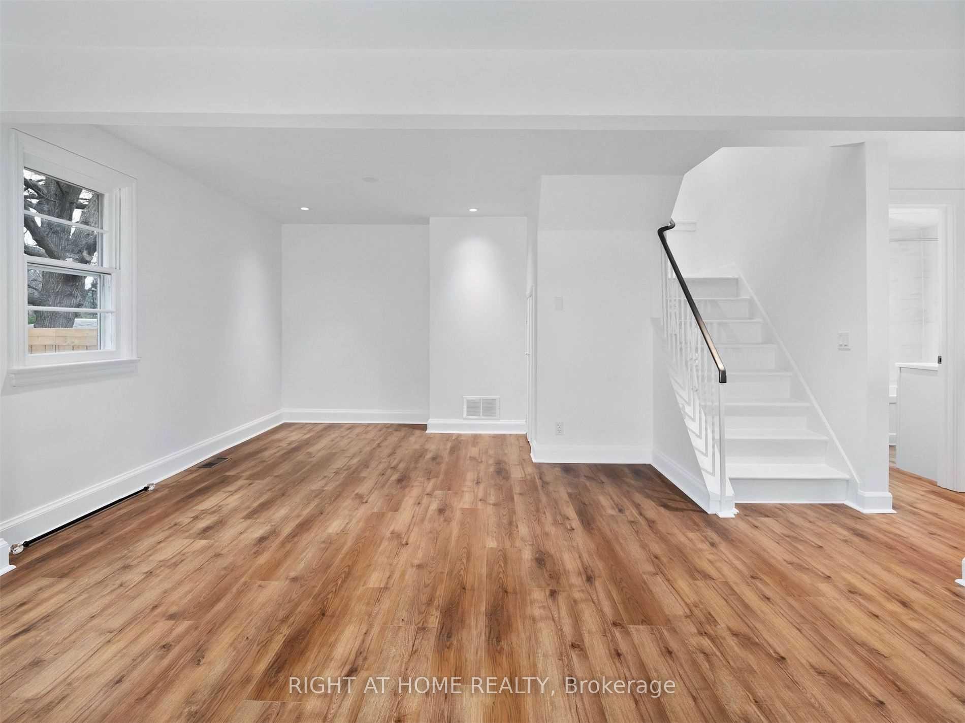 Photo 9 of 1089 Truman Avenue, Oakville, College Park — HOMEH