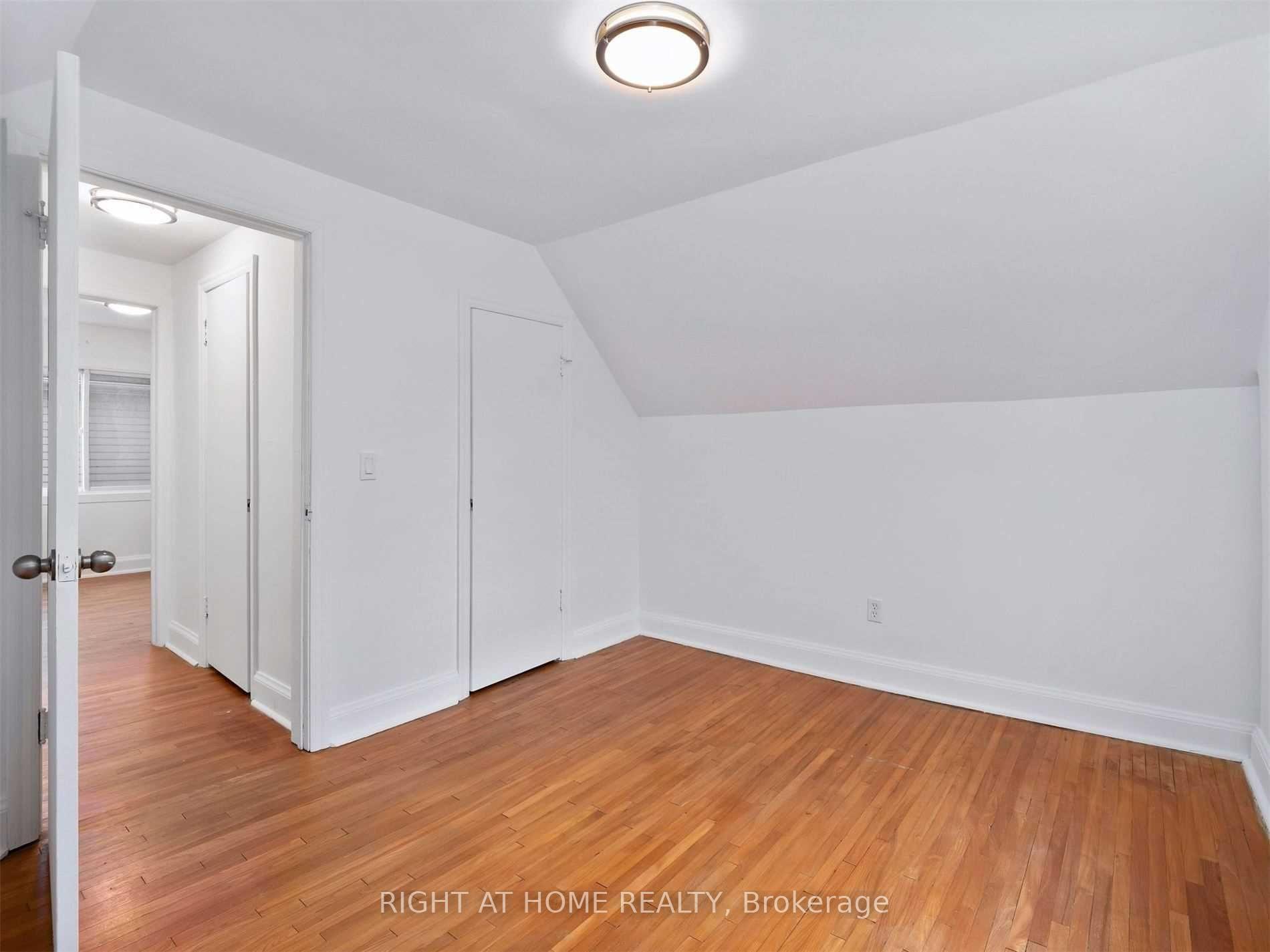 Photo 18 of 1089 Truman Avenue, Oakville, College Park — HOMEH