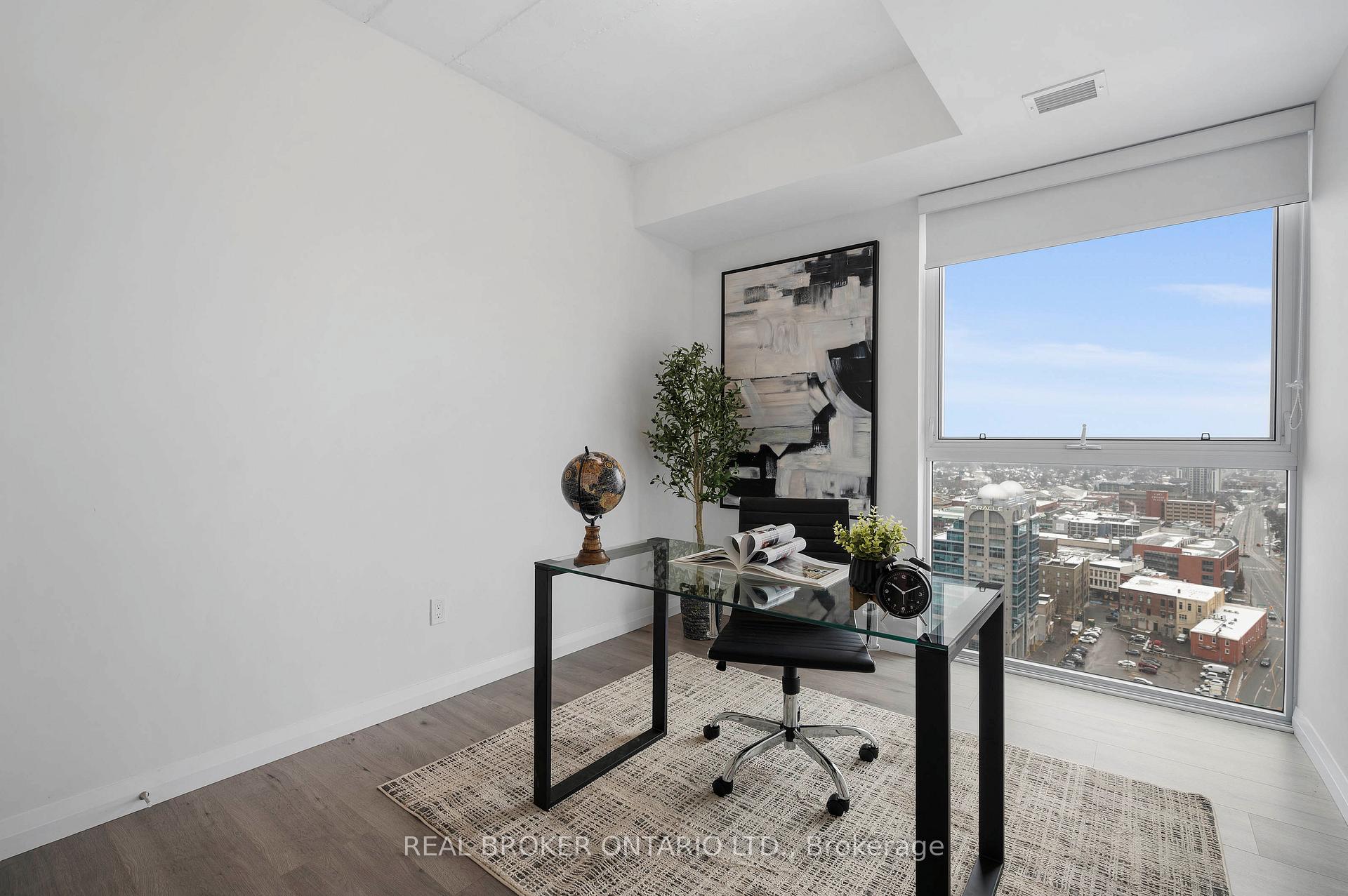 Photo 14 of Unit 1005, 60 Charles Street W, Kitchener, City Commercial Core — HOMEH