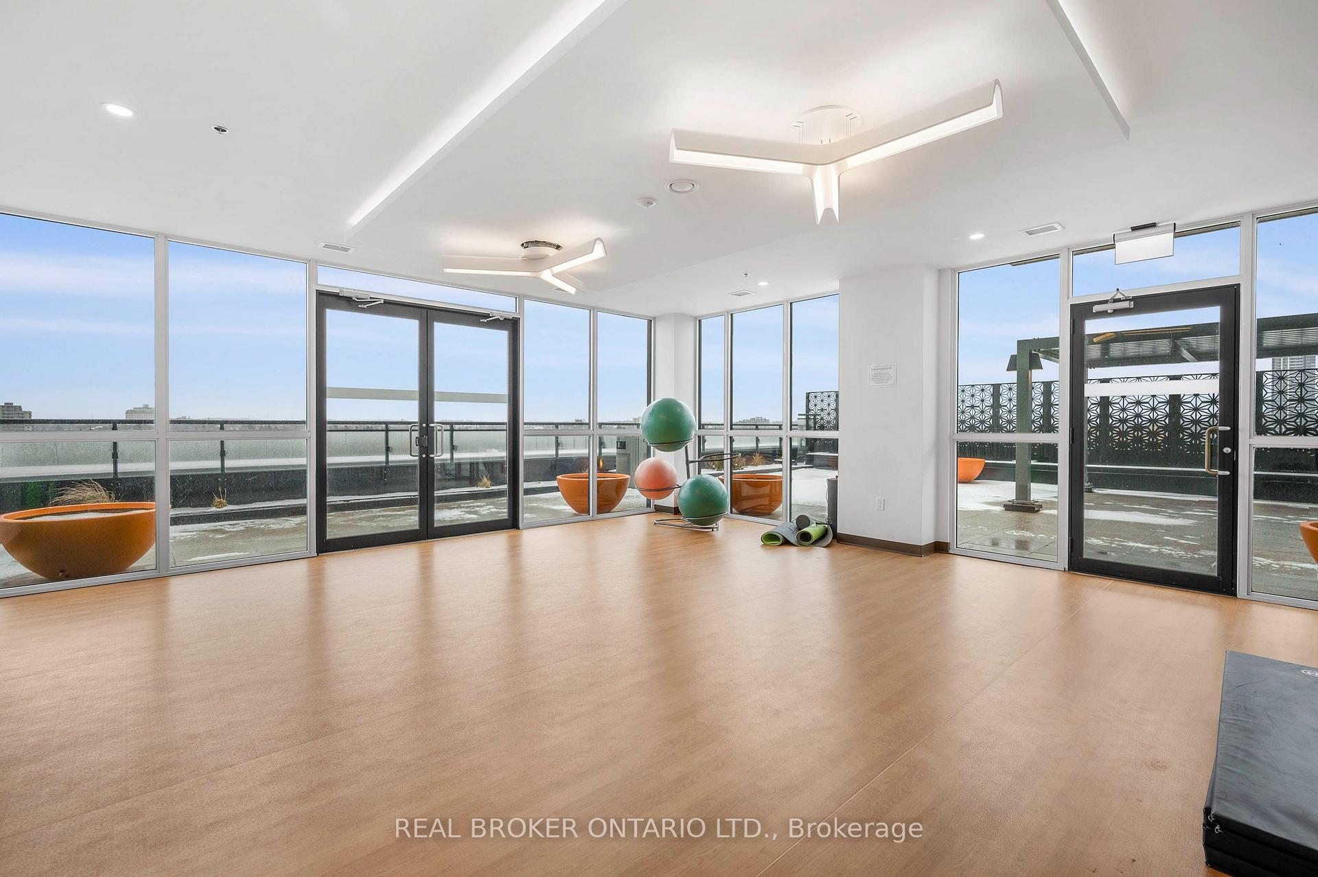 Photo 27 of Unit 1005, 60 Charles Street W, Kitchener, City Commercial Core — HOMEH