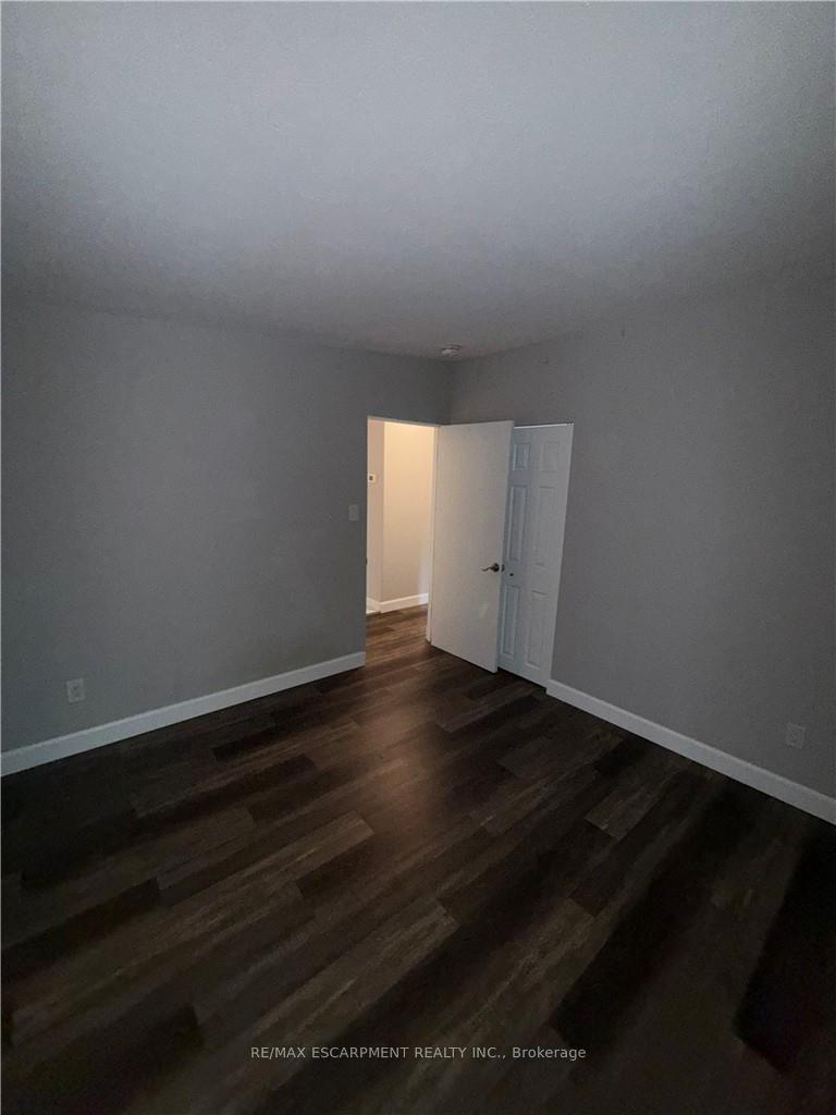 Photo 19 of Unit Upper Level, 63 Sanatorium Road, Hamilton, Westcliffe — HOMEH