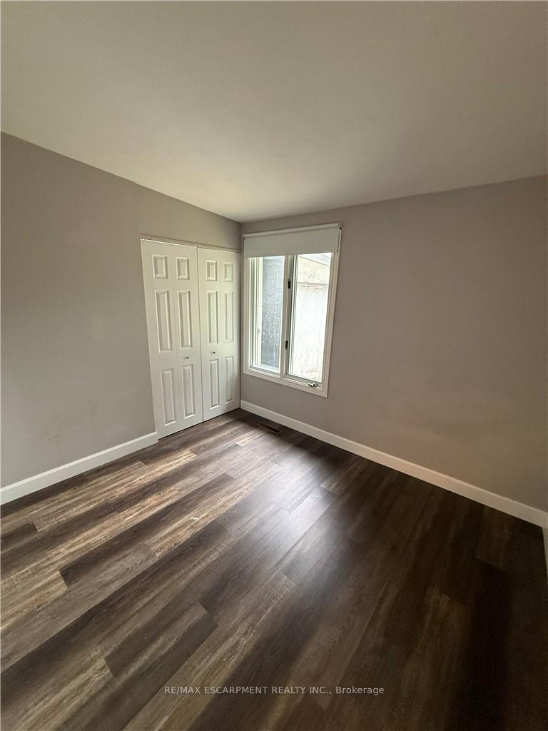 Photo 22 of Unit Upper Level, 63 Sanatorium Road, Hamilton, Westcliffe — HOMEH