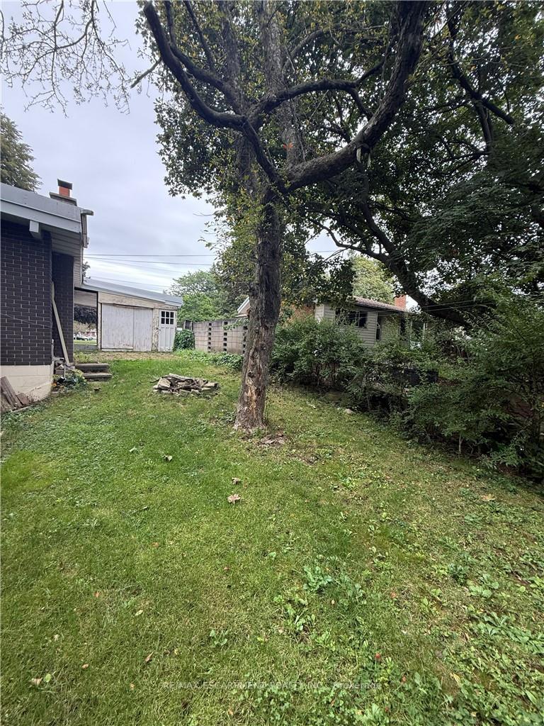 Photo 29 of Unit Upper Level, 63 Sanatorium Road, Hamilton, Westcliffe — HOMEH