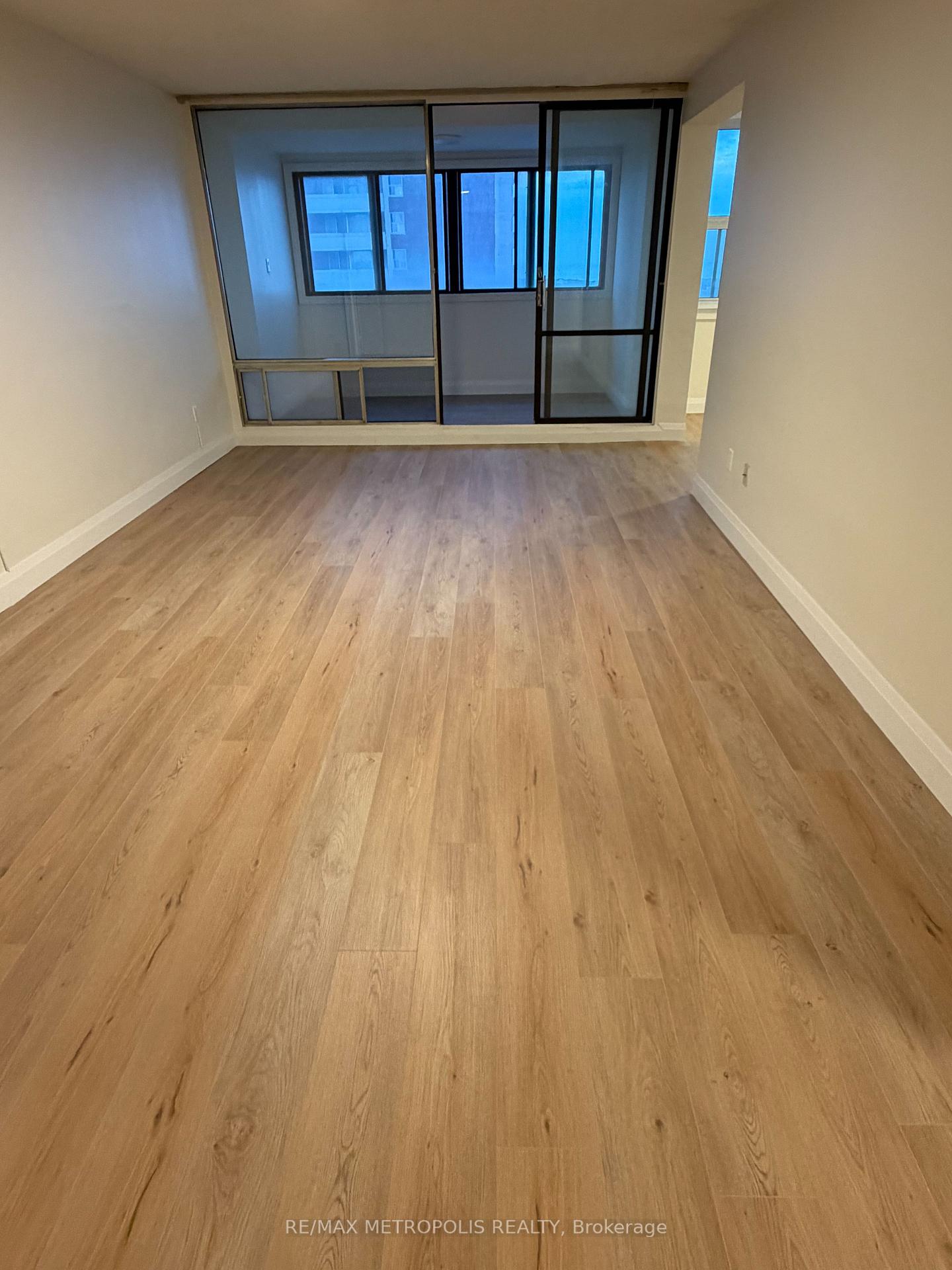 Photo 3 of Unit 2803, 3 Massey Square, Toronto, Crescent Town — HOMEH