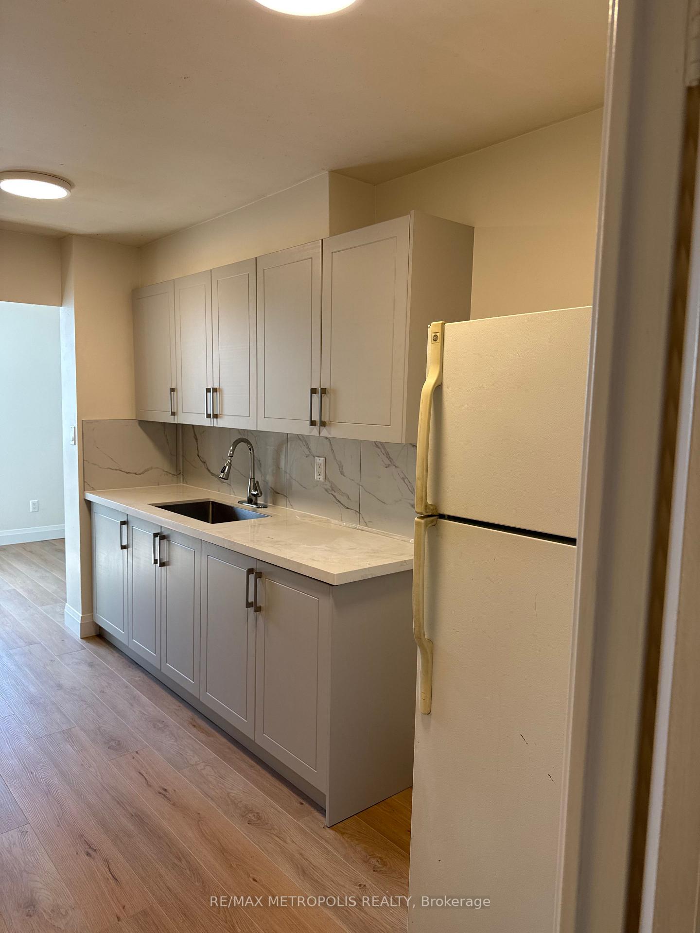 Photo 6 of Unit 2803, 3 Massey Square, Toronto, Crescent Town — HOMEH