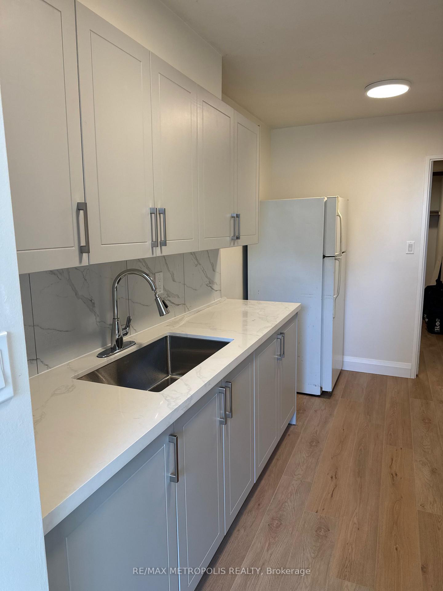 Photo 7 of Unit 2803, 3 Massey Square, Toronto, Crescent Town — HOMEH