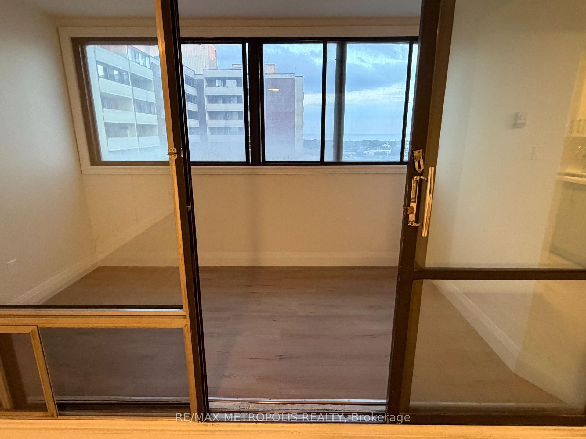 Photo 17 of Unit 2803, 3 Massey Square, Toronto, Crescent Town — HOMEH