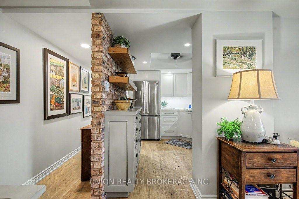 Photo 4 of Unit 905, 1093 Kingston Road, Scarborough, Birchcliffe-Cliffside — HOMEH