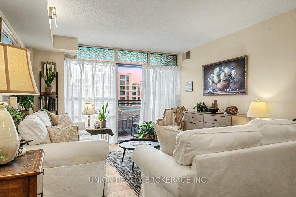 Photo 11 of Unit 905, 1093 Kingston Road, Scarborough, Birchcliffe-Cliffside — HOMEH
