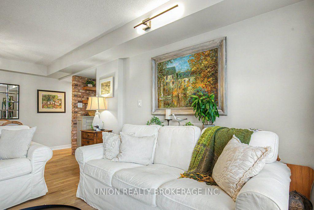 Photo 16 of Unit 905, 1093 Kingston Road, Scarborough, Birchcliffe-Cliffside — HOMEH
