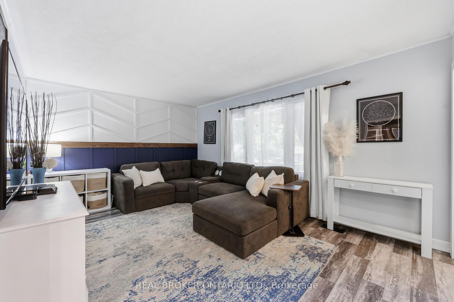 Photo 11 of 21 Ridgewood Avenue, Guelph, Junction/Onward Willow — HOMEH