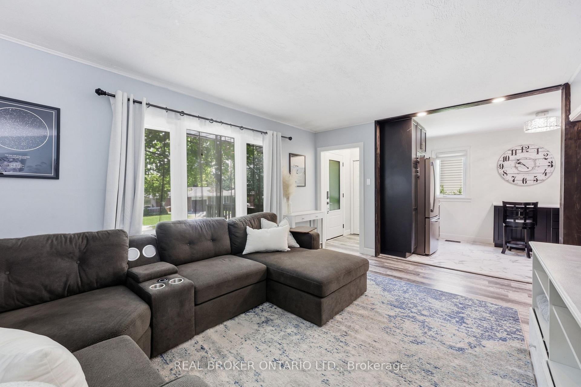 Photo 12 of 21 Ridgewood Avenue, Guelph, Junction/Onward Willow — HOMEH