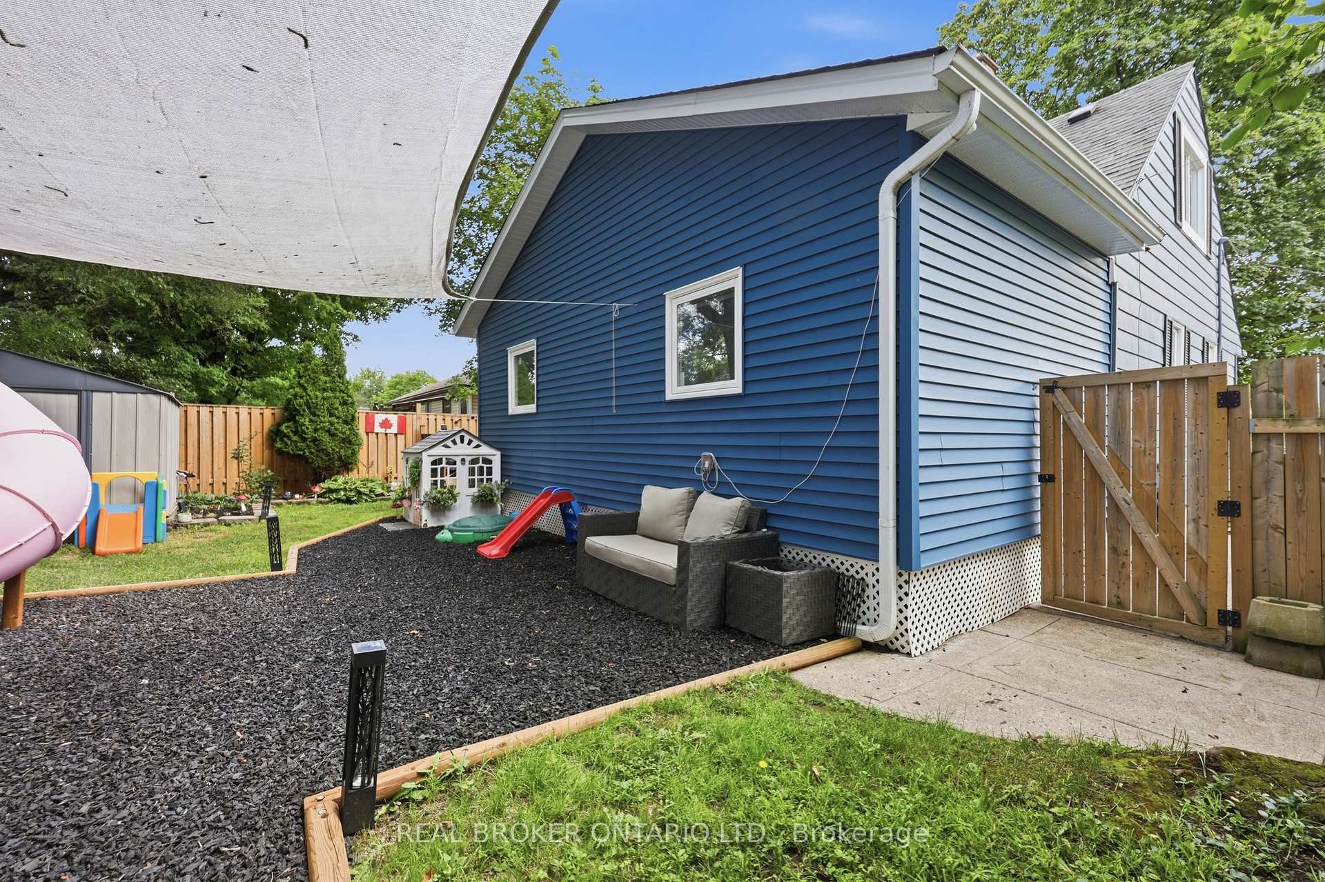 Photo 28 of 21 Ridgewood Avenue, Guelph, Junction/Onward Willow — HOMEH