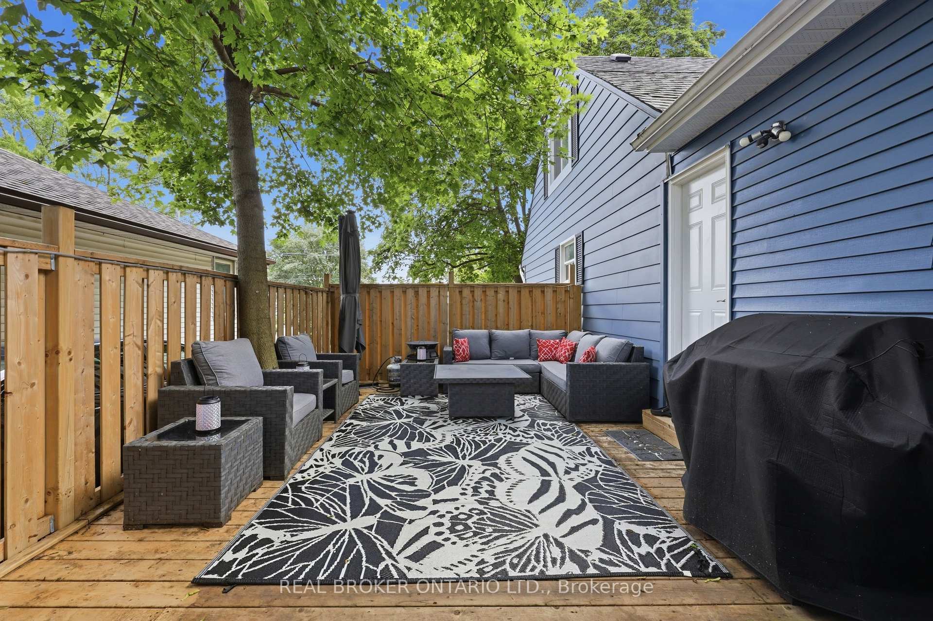 Photo 33 of 21 Ridgewood Avenue, Guelph, Junction/Onward Willow — HOMEH