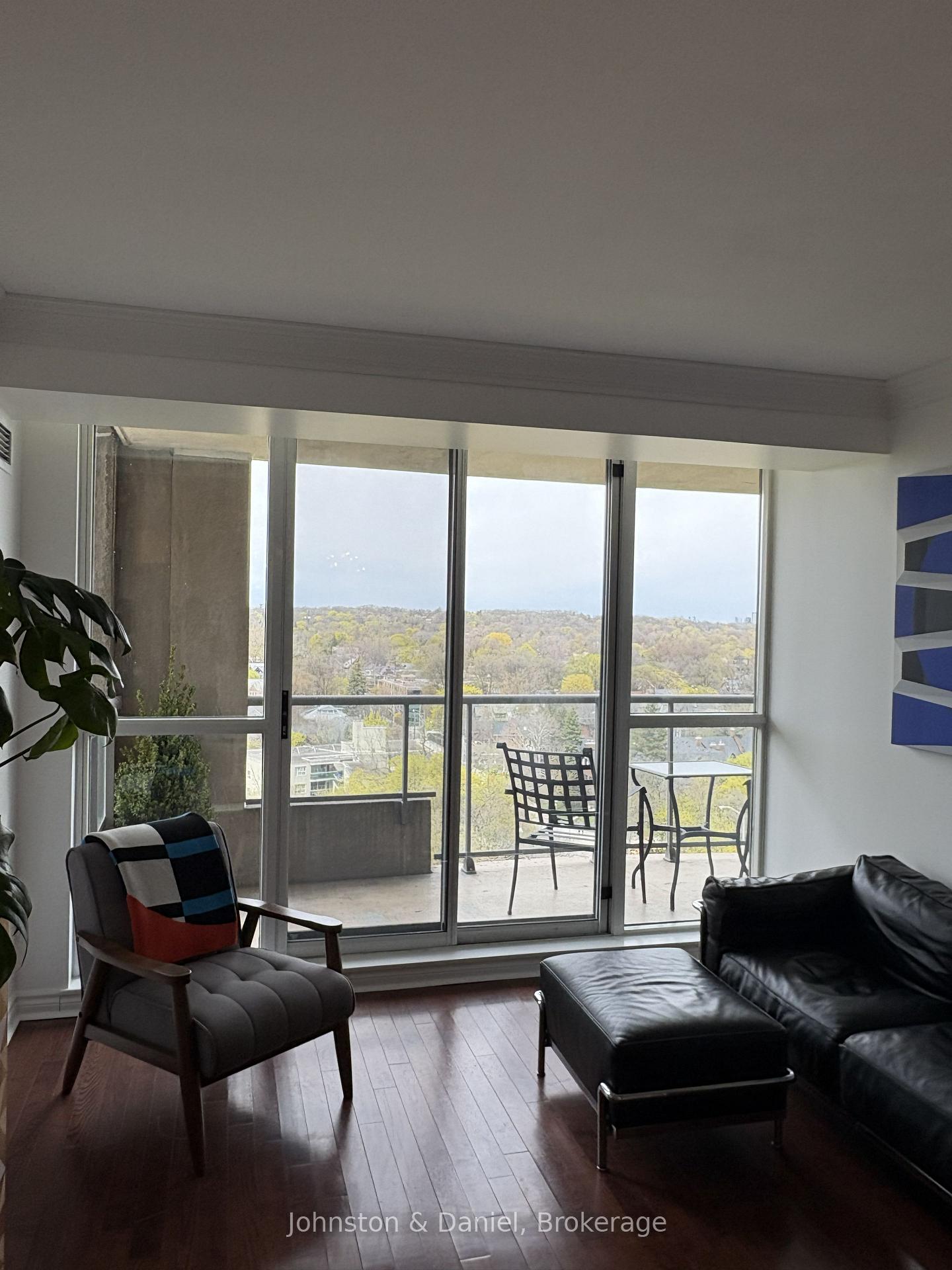 Photo 2 of Unit 1605, 388 Bloor Street E, Toronto, Rosedale-Moore Park — HOMEH