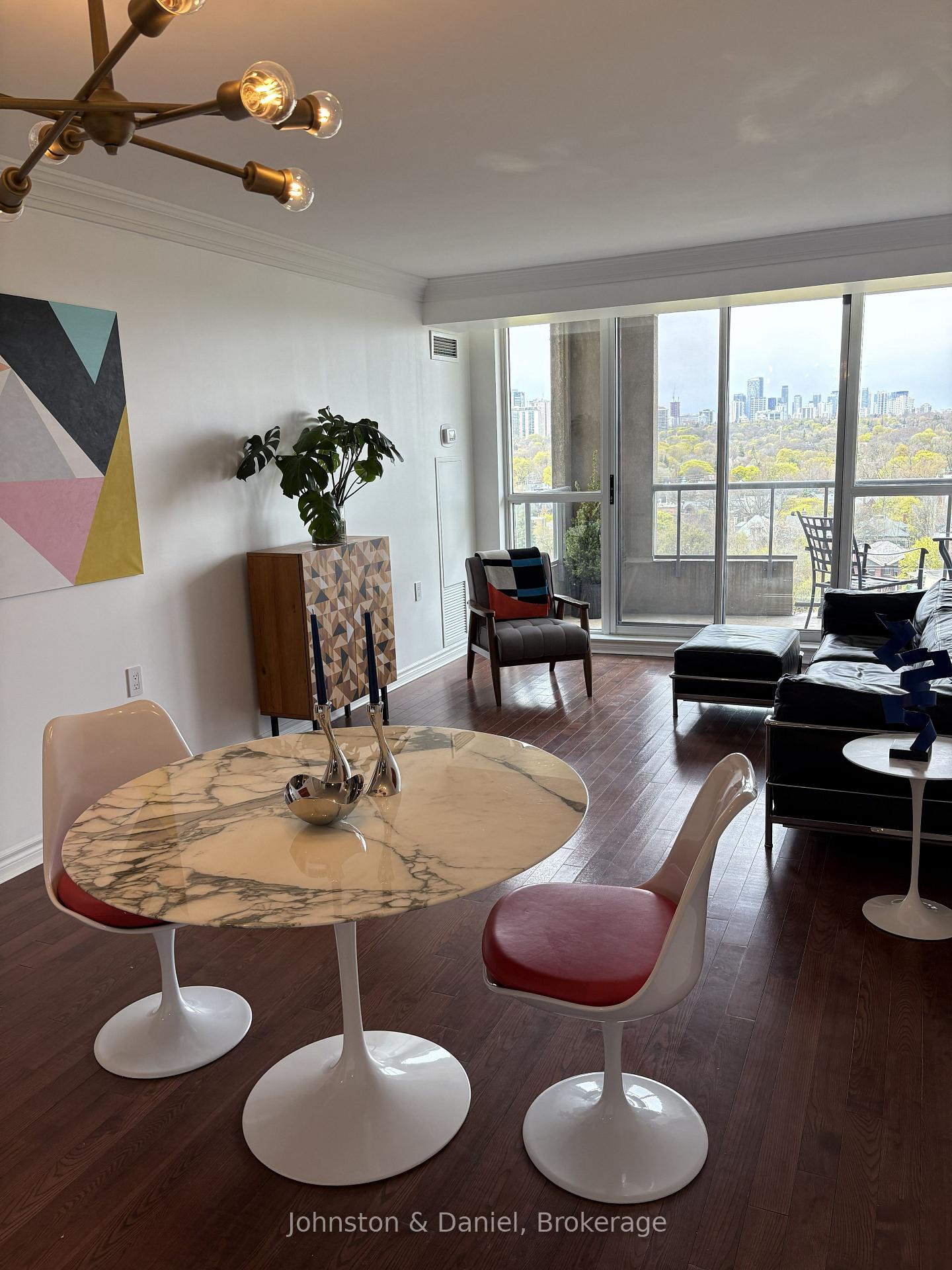 Photo 3 of Unit 1605, 388 Bloor Street E, Toronto, Rosedale-Moore Park — HOMEH