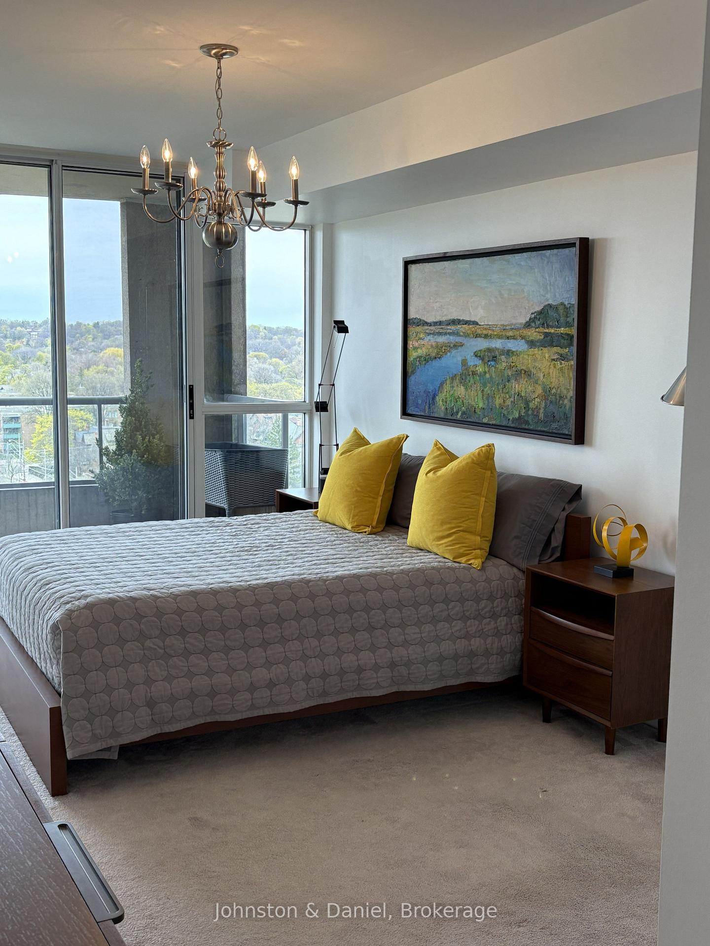Photo 13 of Unit 1605, 388 Bloor Street E, Toronto, Rosedale-Moore Park — HOMEH