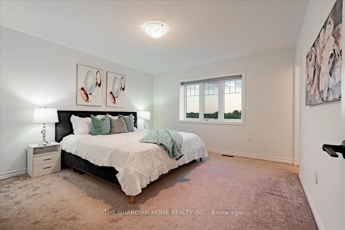 Photo 26 of 45 Barkerville Drive, Whitby, Rural Whitby — HOMEH