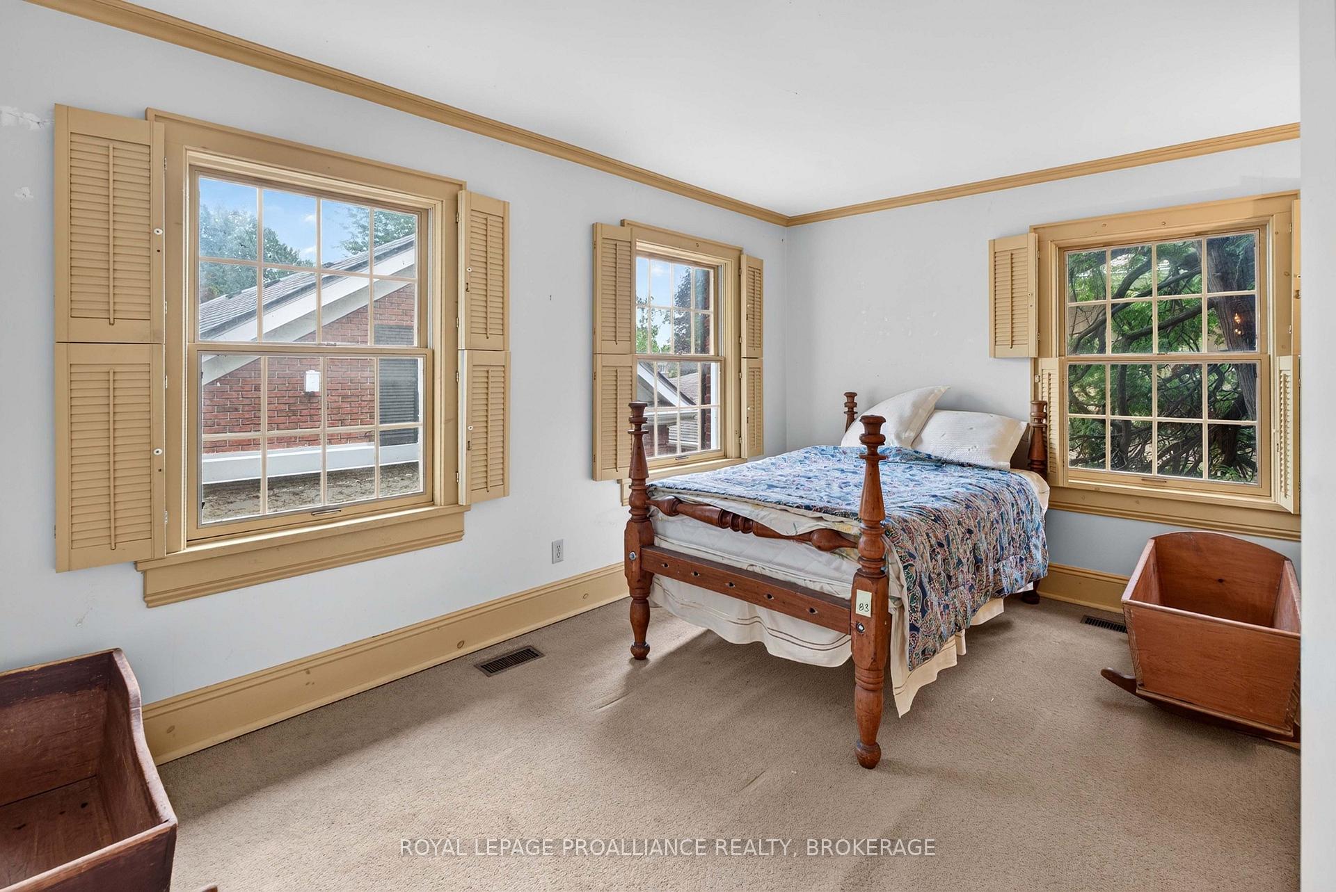 Photo 28 of 110 Lakeshore Boulevard, Kingston, City SouthWest — HOMEH