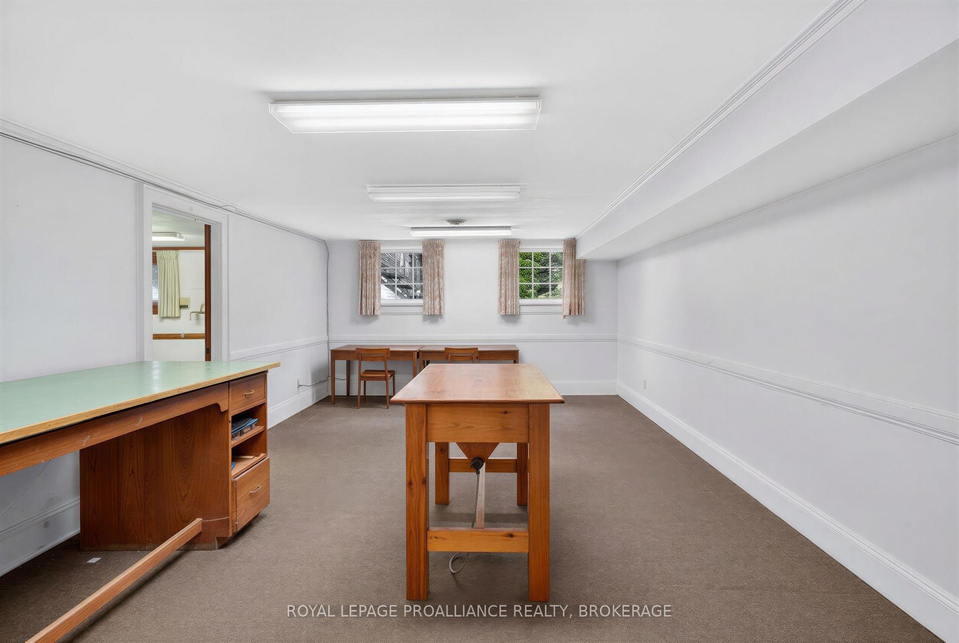 Photo 34 of 110 Lakeshore Boulevard, Kingston, City SouthWest — HOMEH