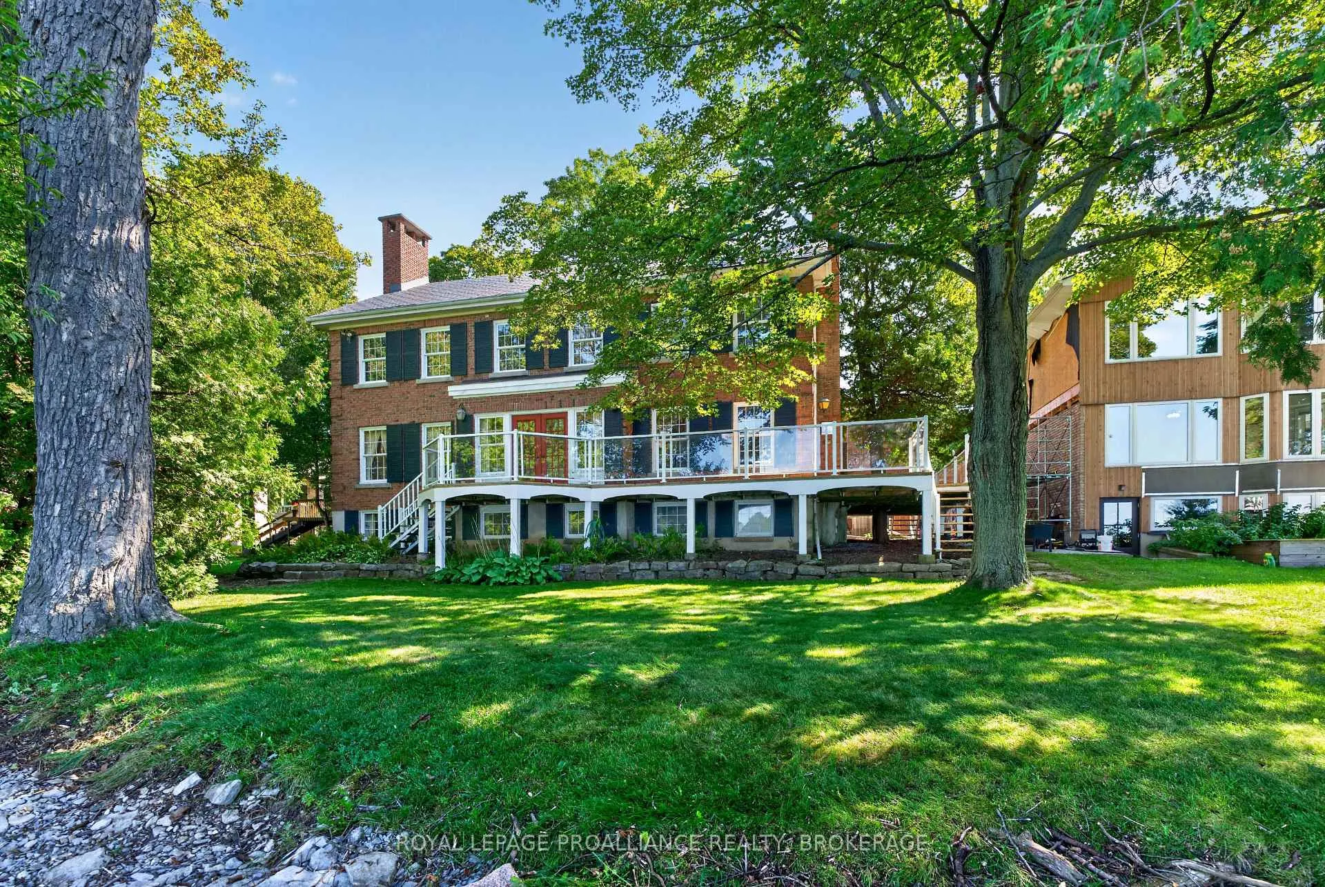Photo 1 of 110 Lakeshore Boulevard, Kingston, City SouthWest — HOMEH