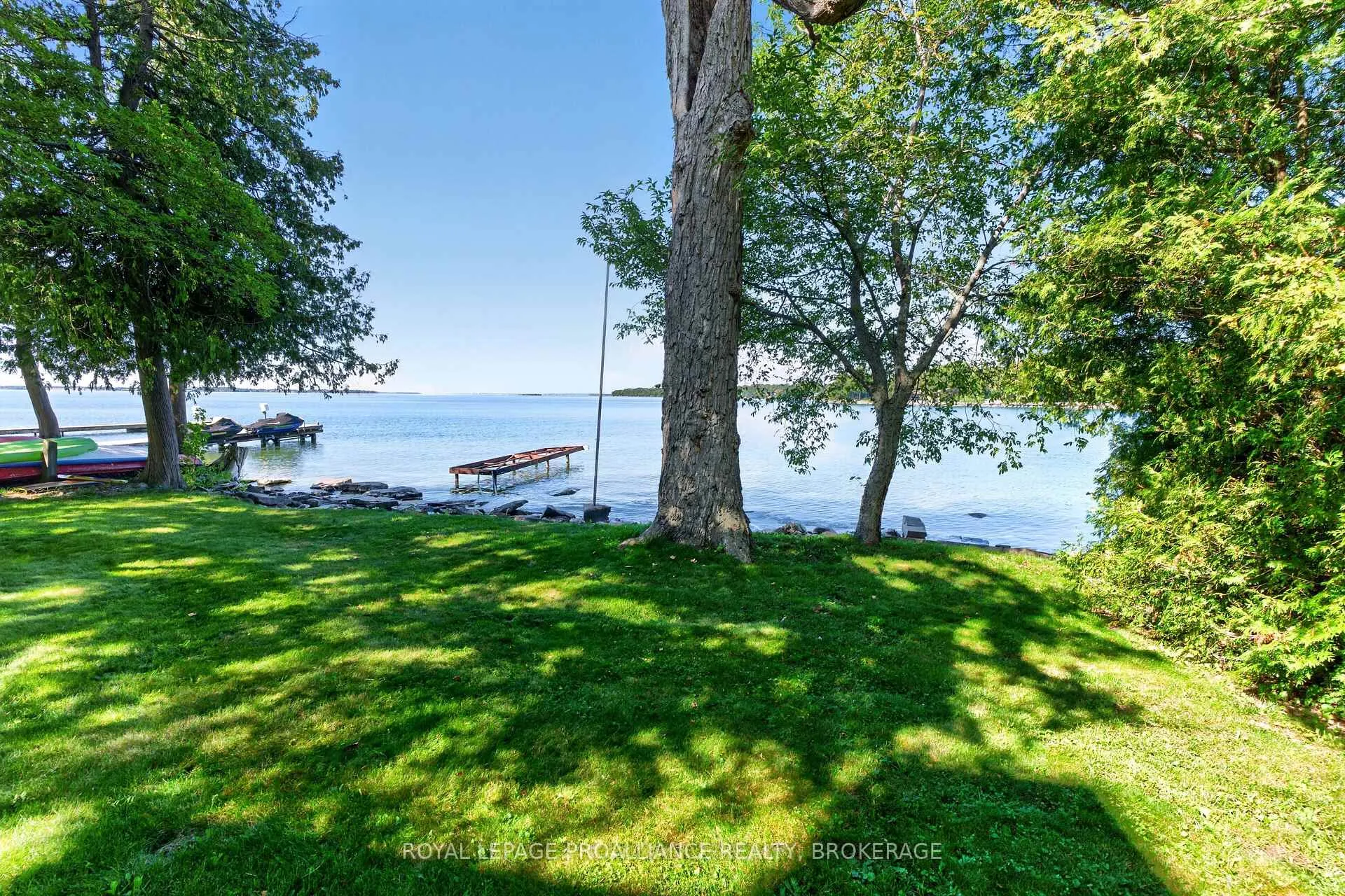 Photo 38 of 110 Lakeshore Boulevard, Kingston, City SouthWest — HOMEH