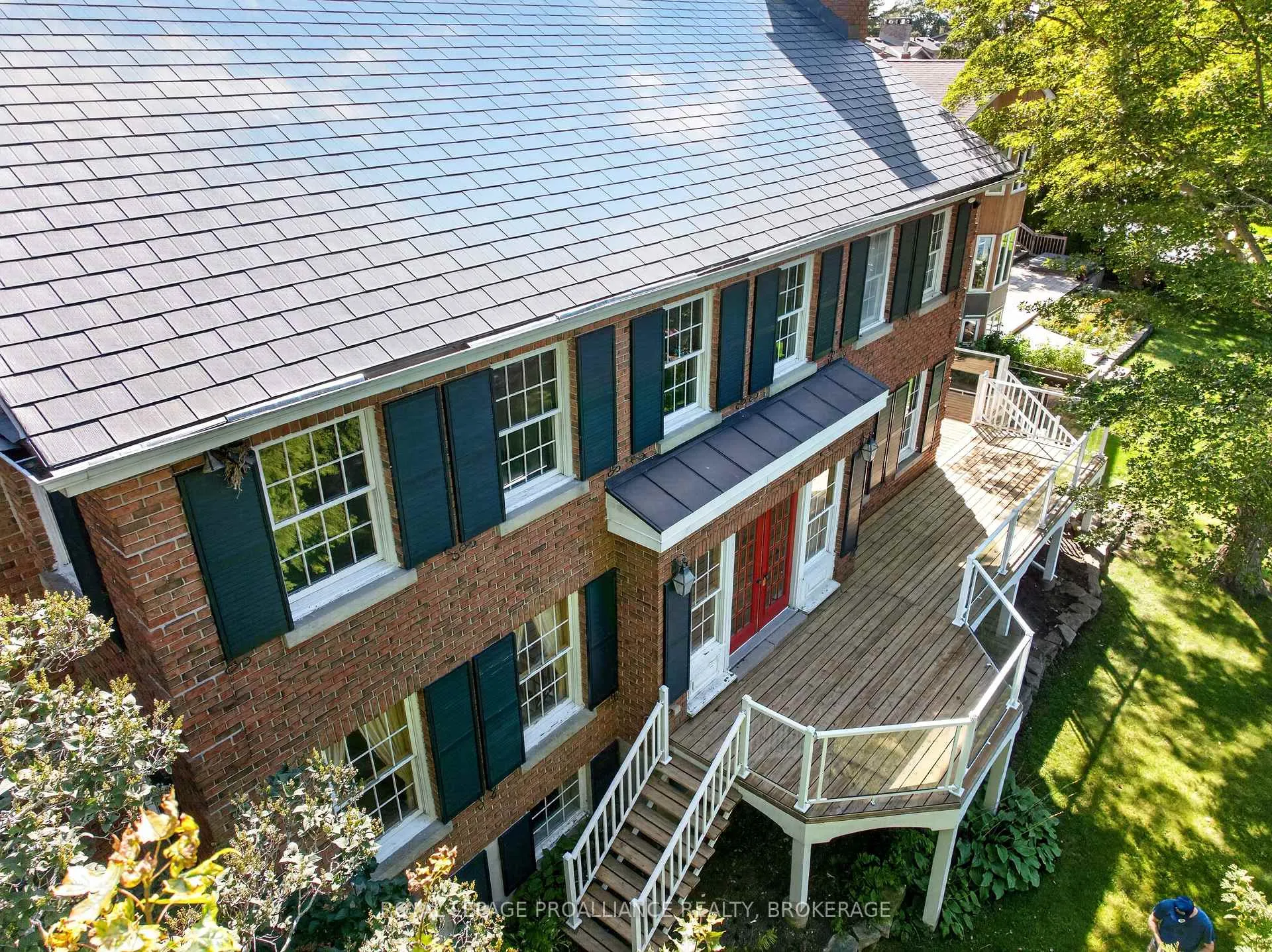 Photo 39 of 110 Lakeshore Boulevard, Kingston, City SouthWest — HOMEH