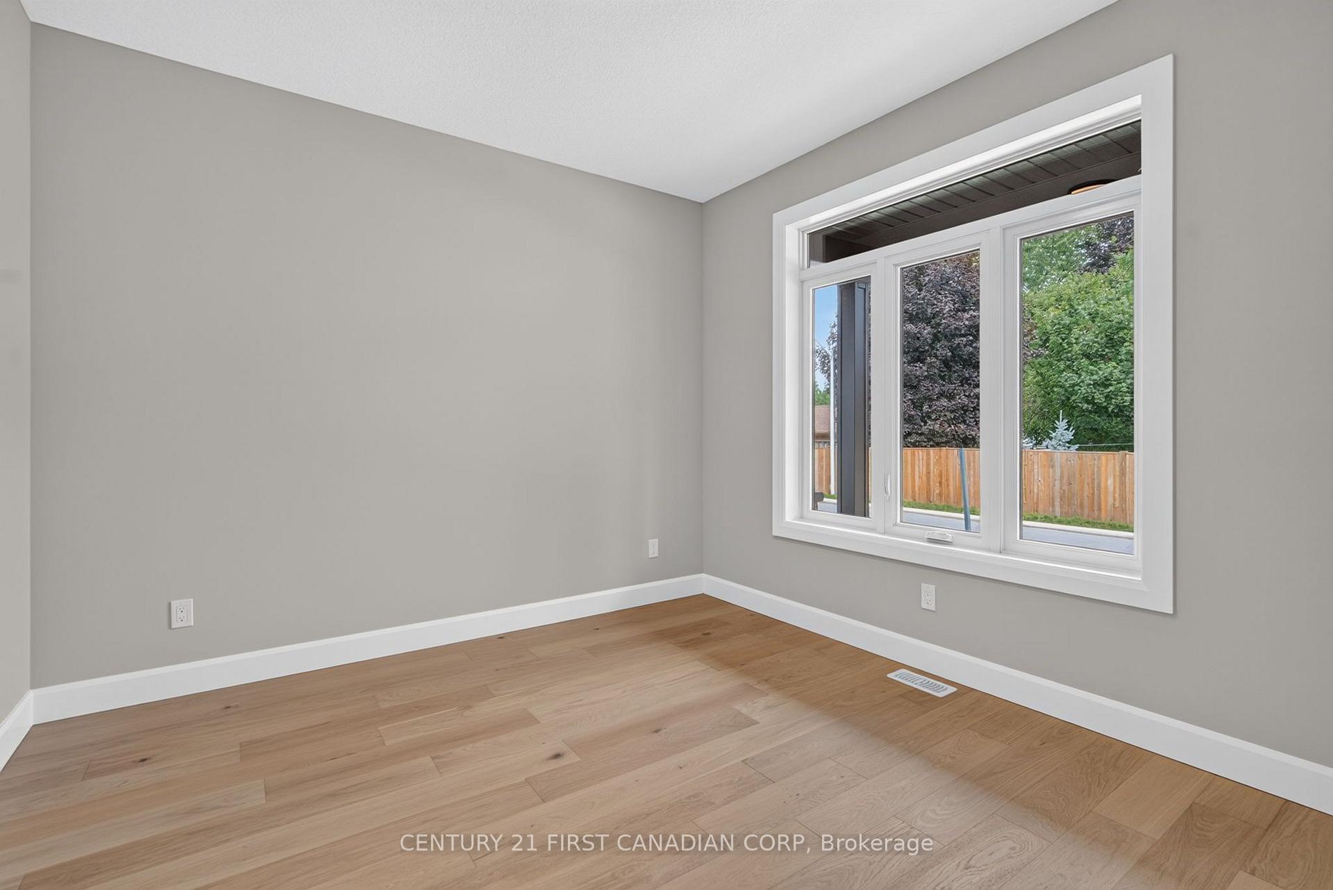 Photo 7 of Unit 4, 430 Head Street N, Strathroy-Caradoc, NE — HOMEH