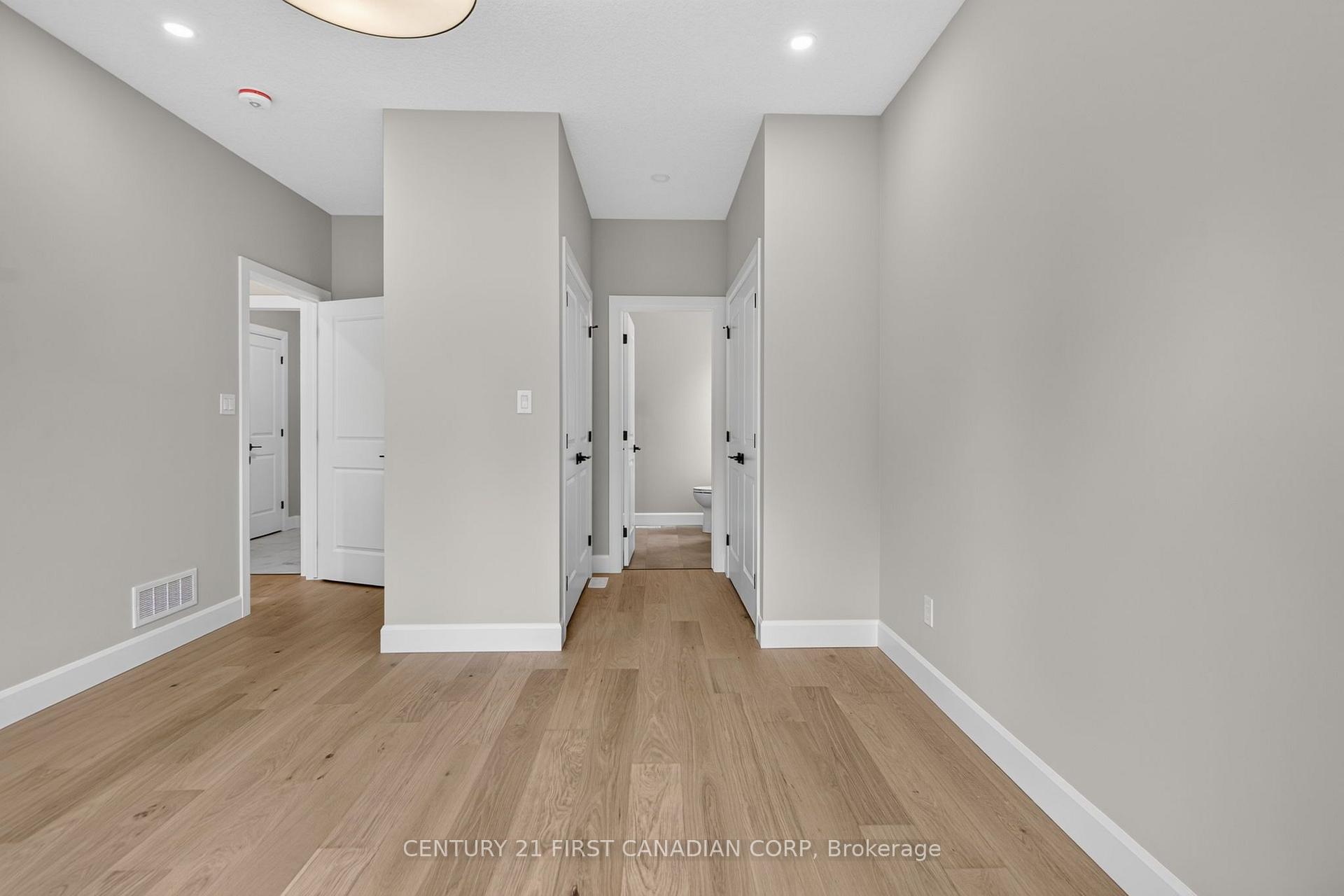 Photo 21 of Unit 4, 430 Head Street N, Strathroy-Caradoc, NE — HOMEH