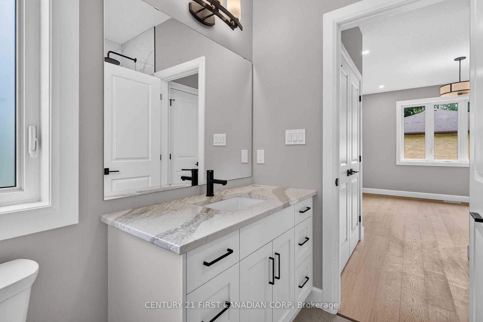 Photo 23 of Unit 4, 430 Head Street N, Strathroy-Caradoc, NE — HOMEH
